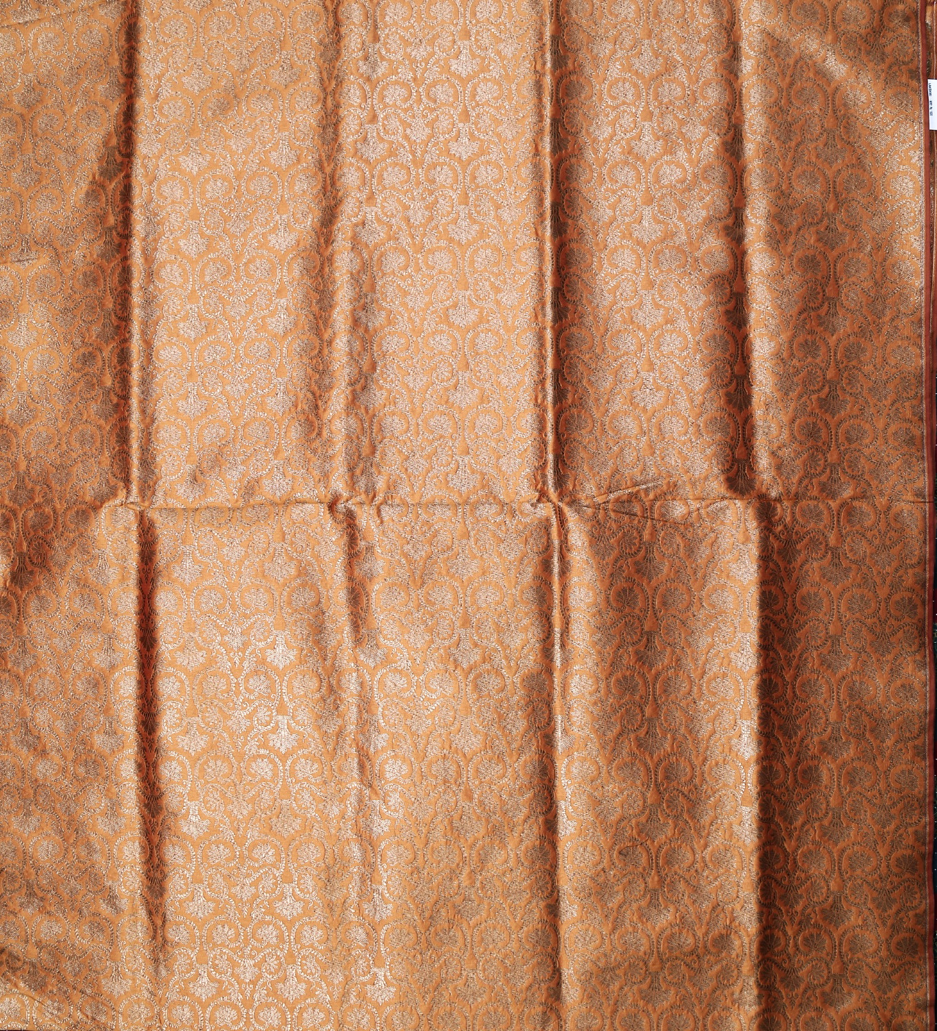 Benares Silk L02620