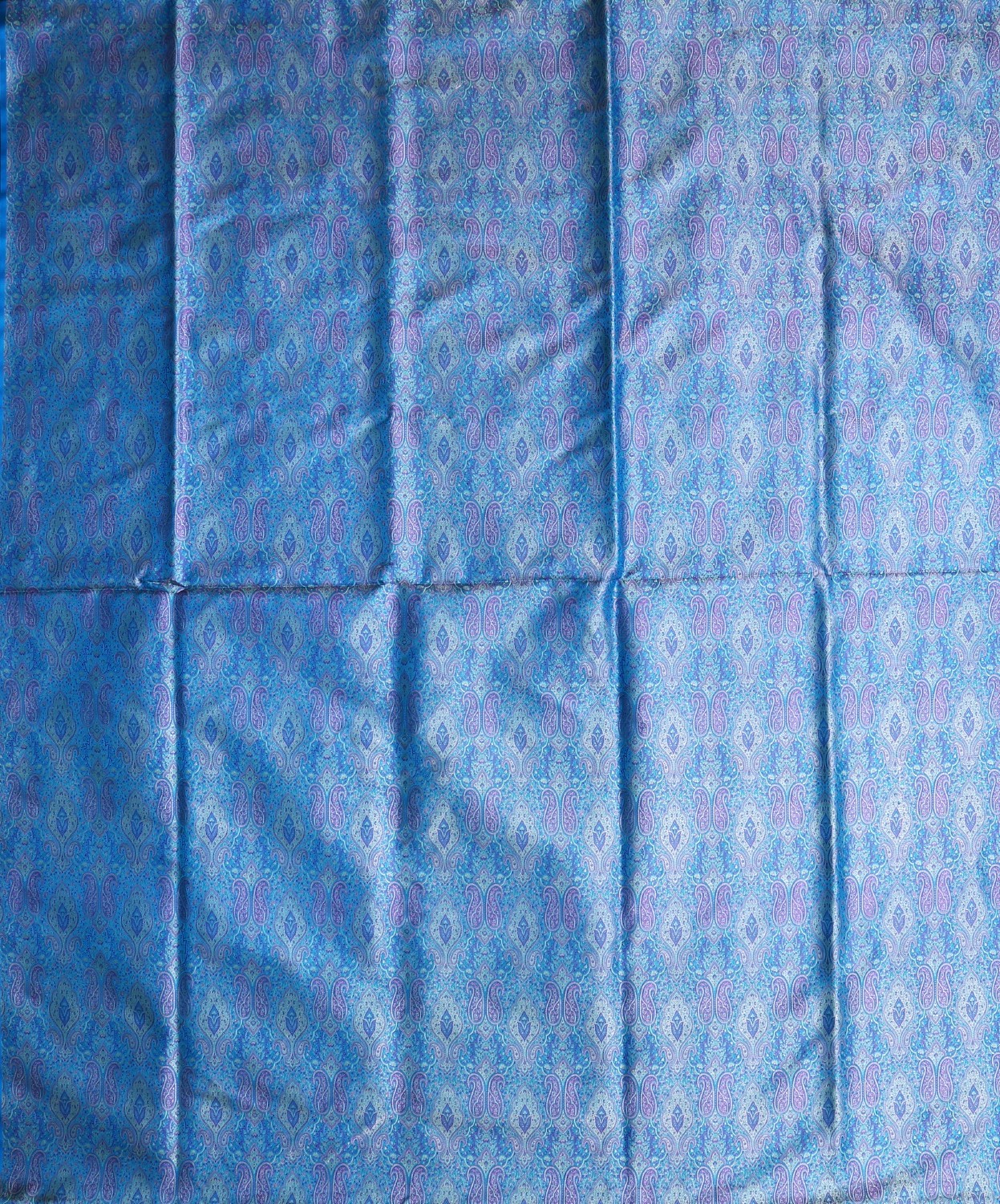Benares Silk L02671