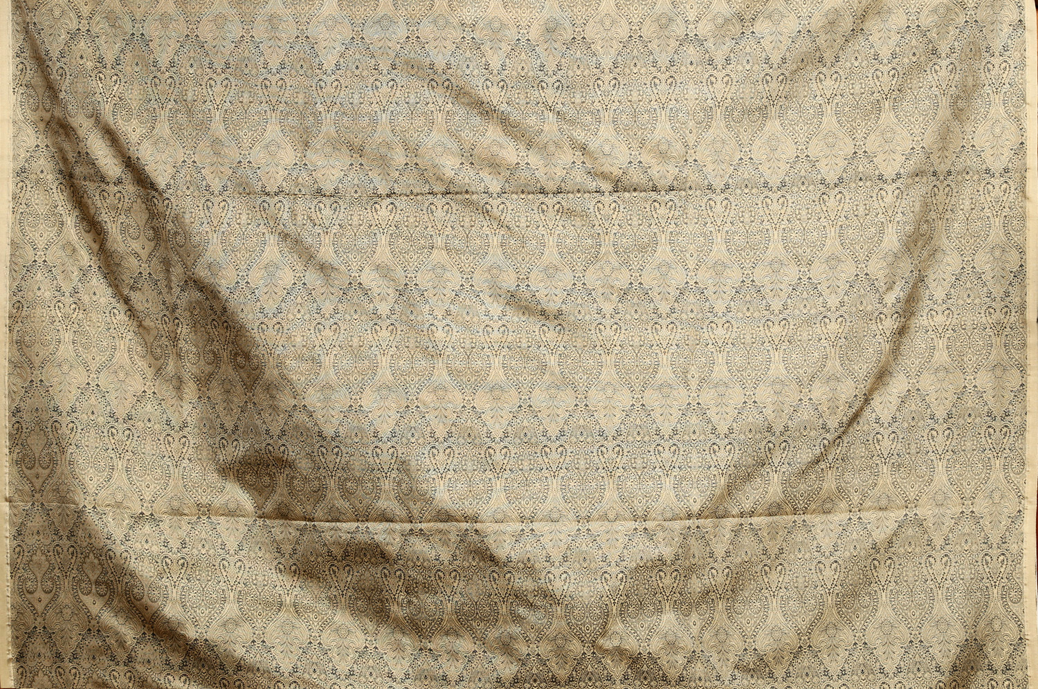 BENARES SILK L09407