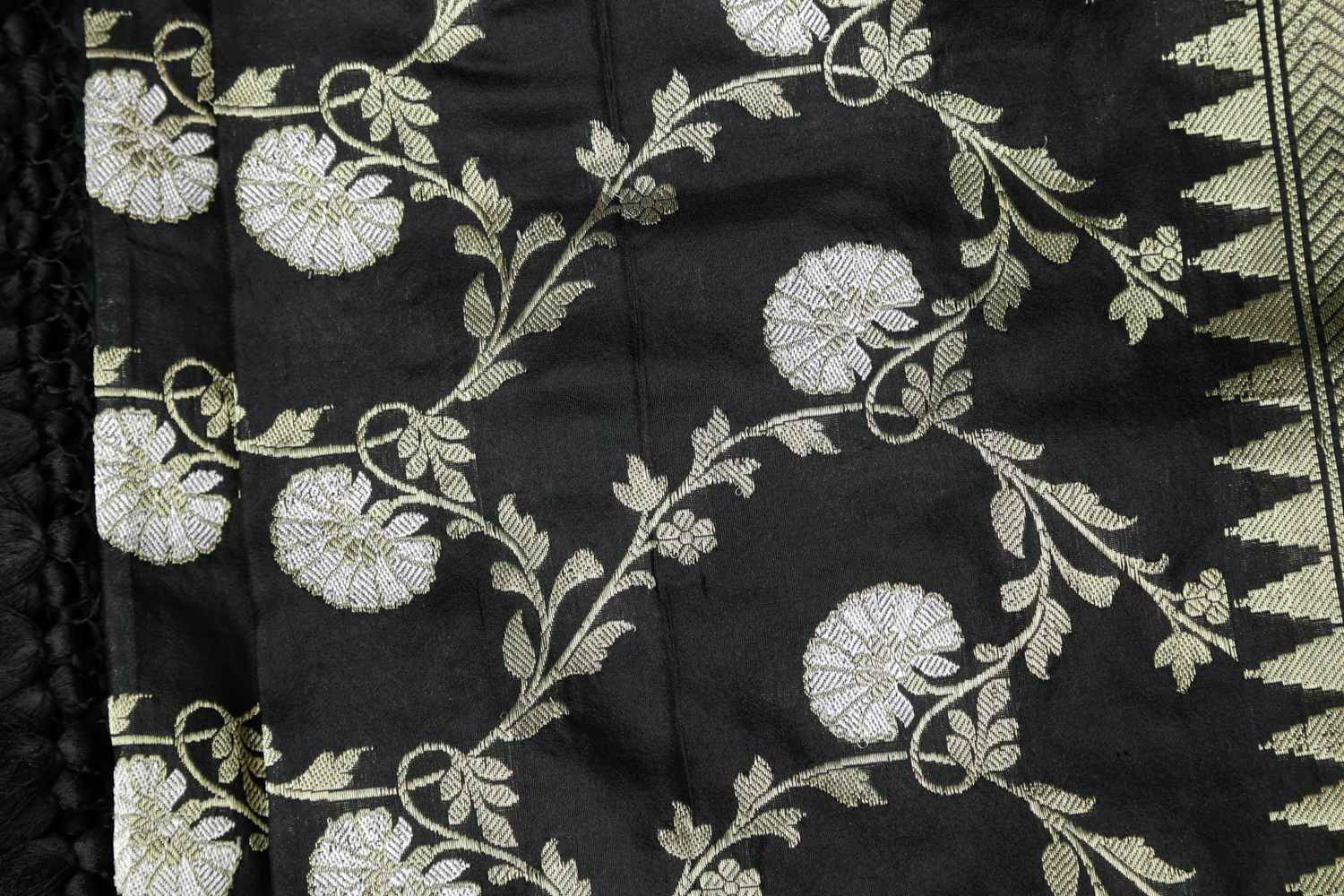 BENARES SILK L13899