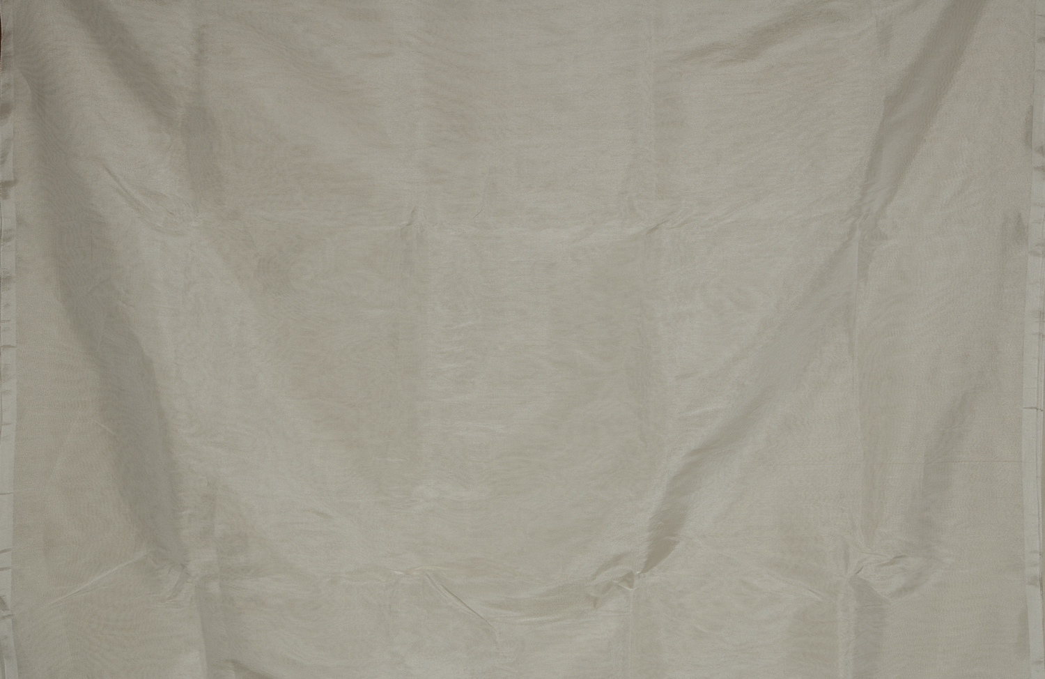 BENARES SILK TISSUE L13603