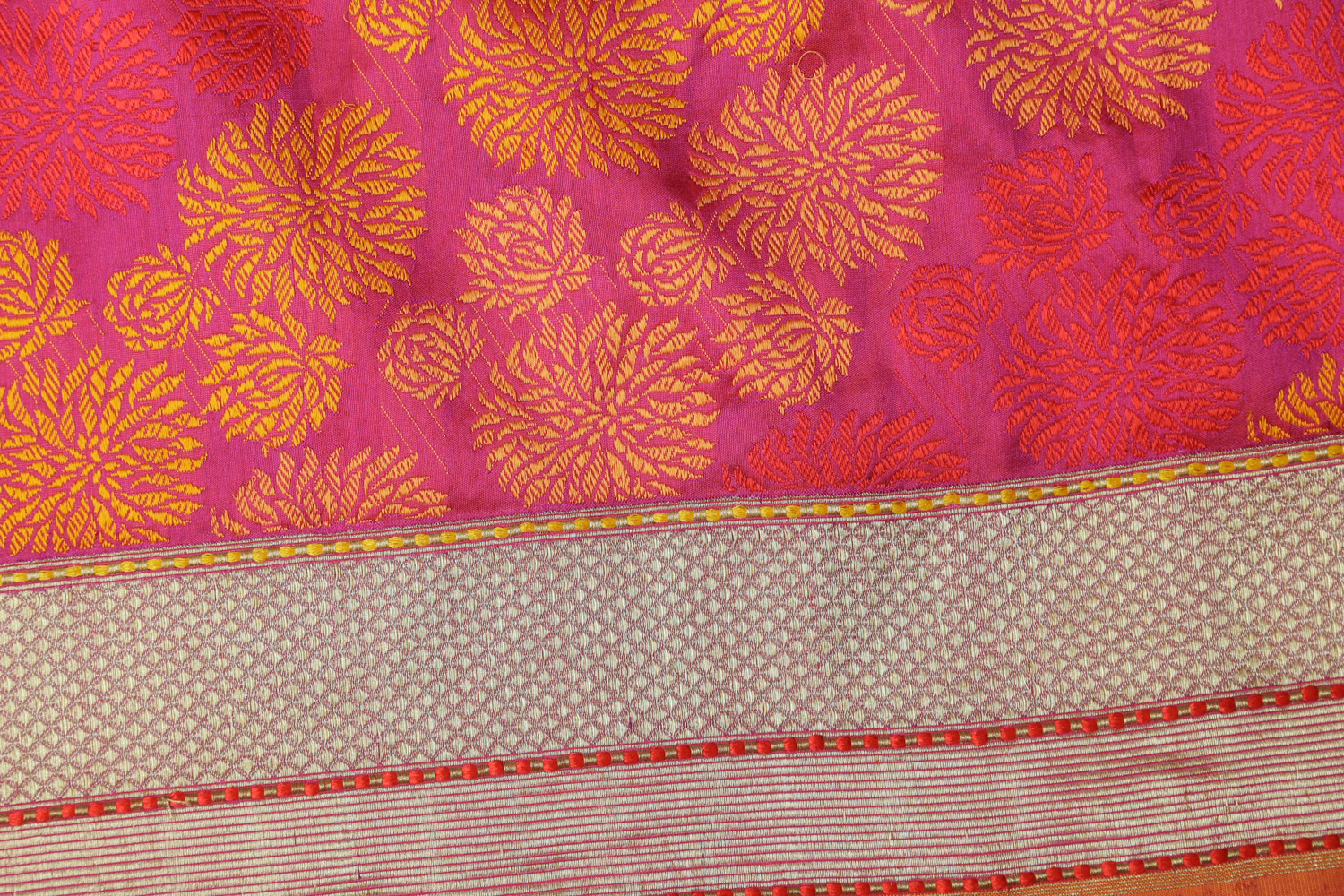 BENARES SILK L14637