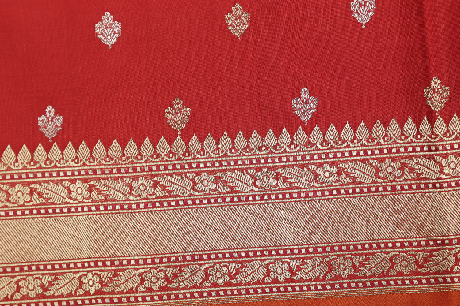 BENARAS SILK L15151