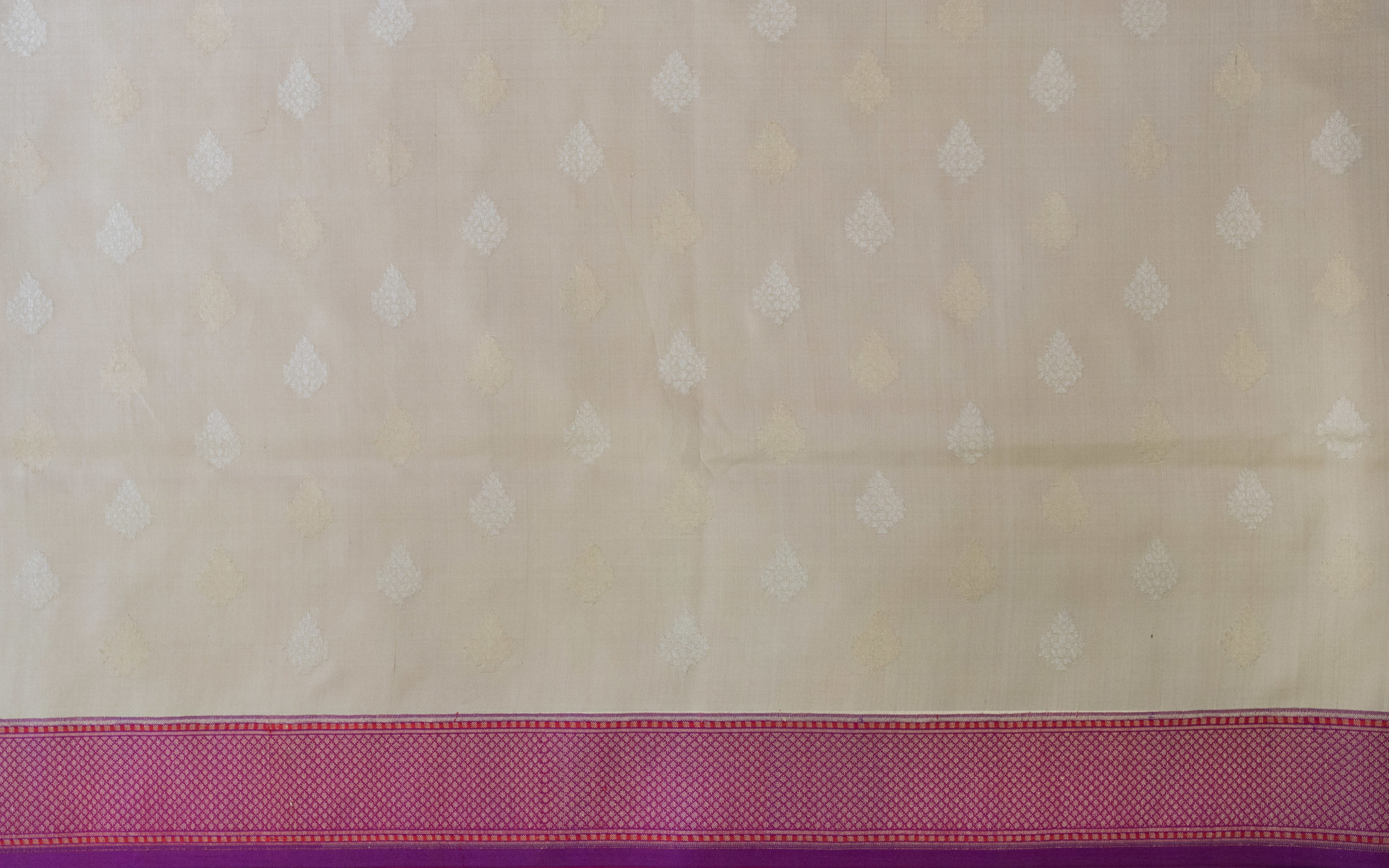 BENARES EK TARA SILK L15488