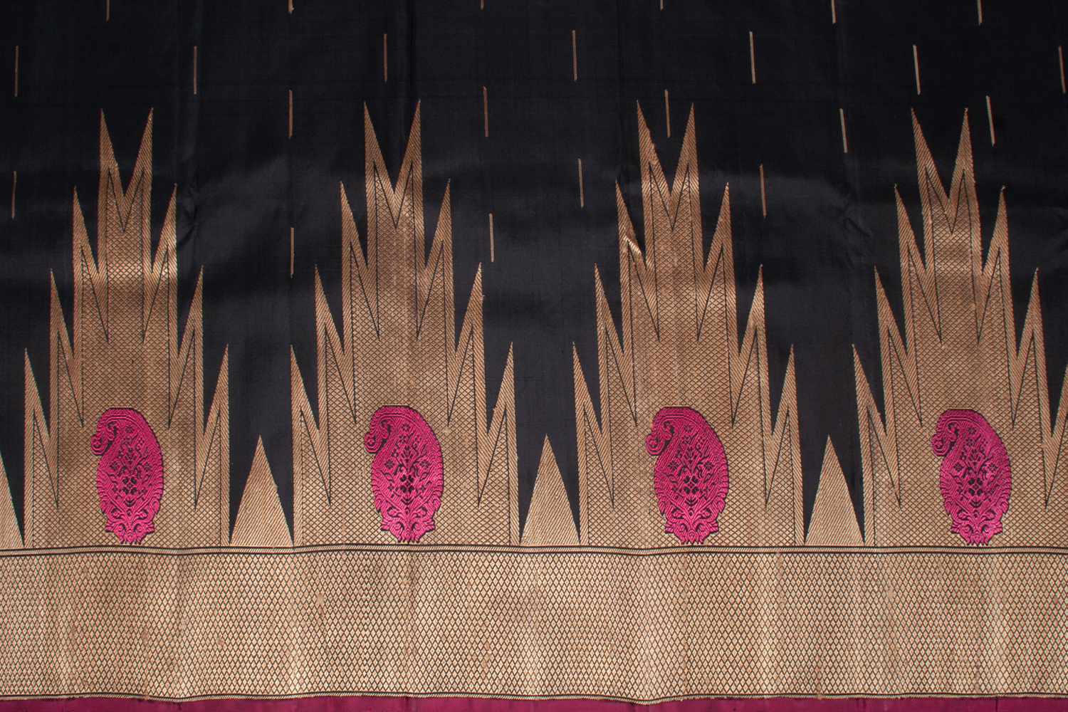 GADWAL DUPION SILK L16086