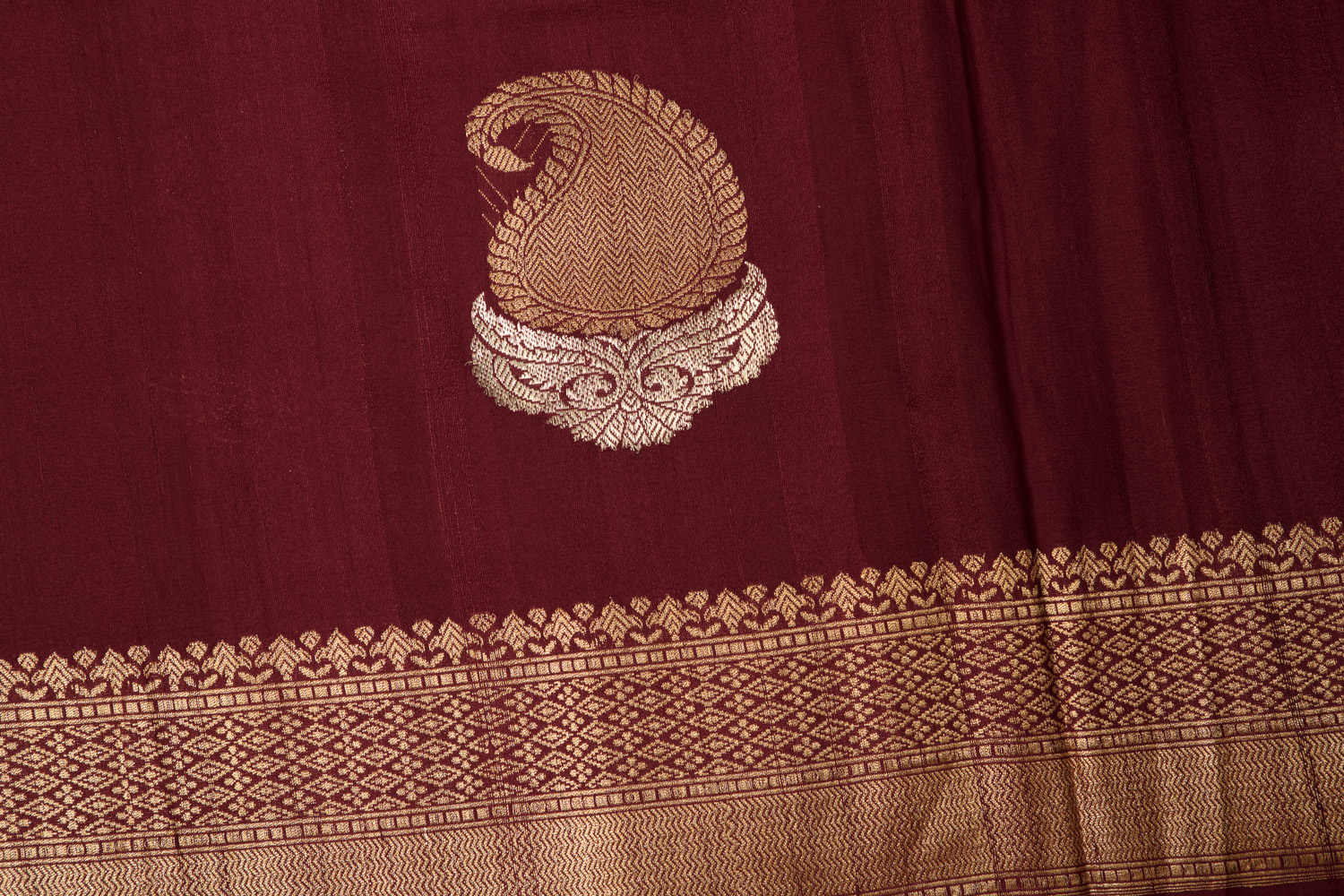 BENARAS GEORGETTE TUSSAR L16342