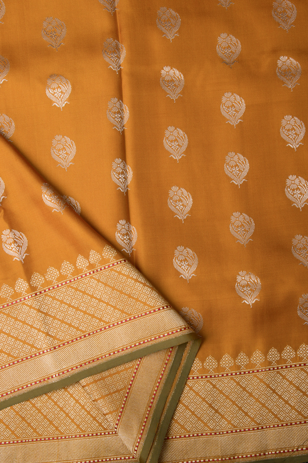 Benaras Silk L16275