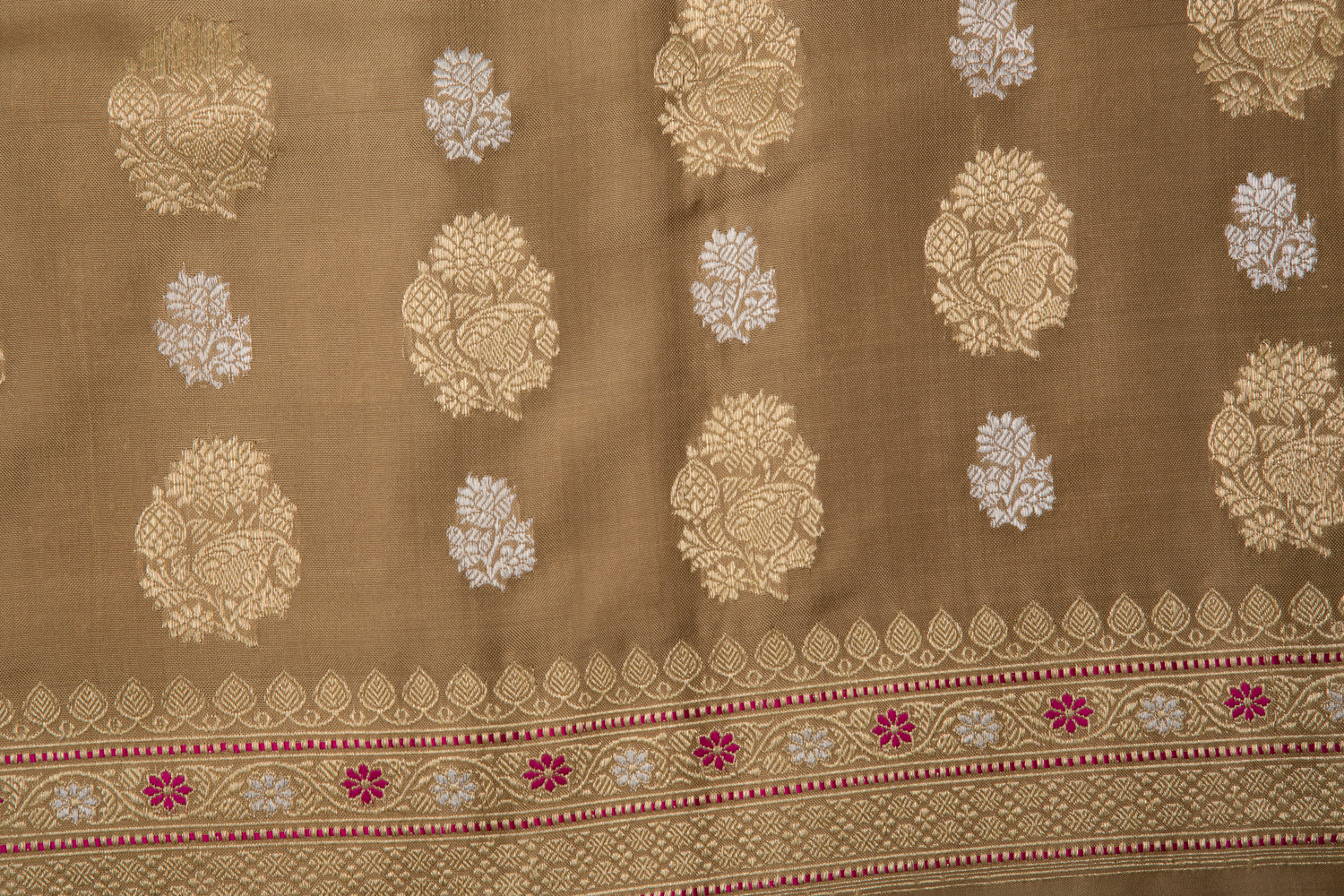 Benaras Silk L16269