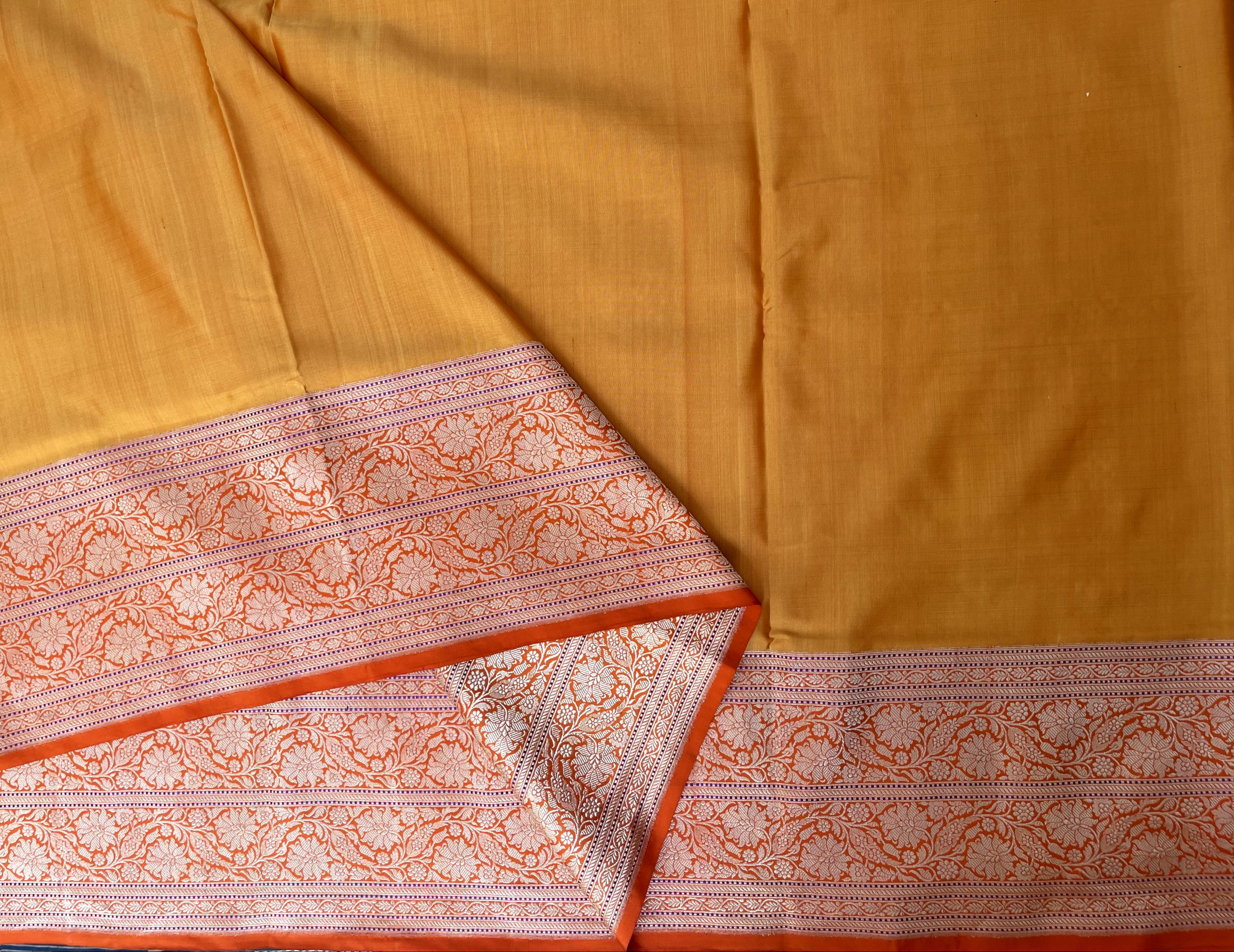 Benaras Silk L16373