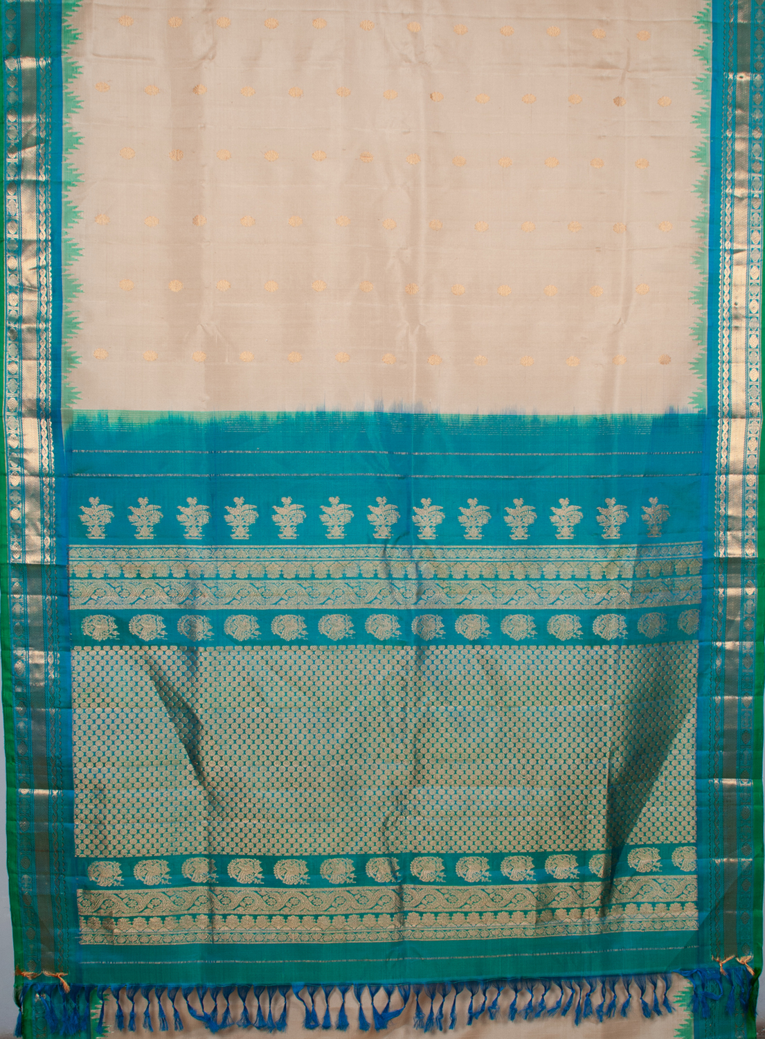 GADWAL SILK  L16405