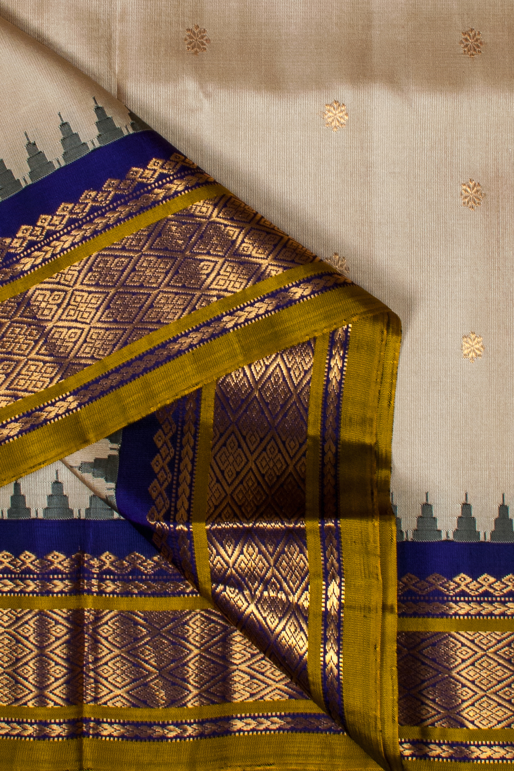 GADWAL SILK  L16404