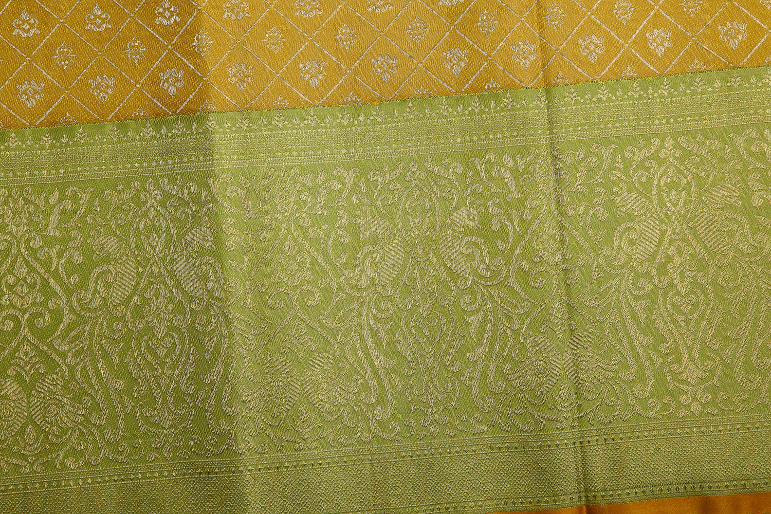 KANCHIVARAM SILK L15780