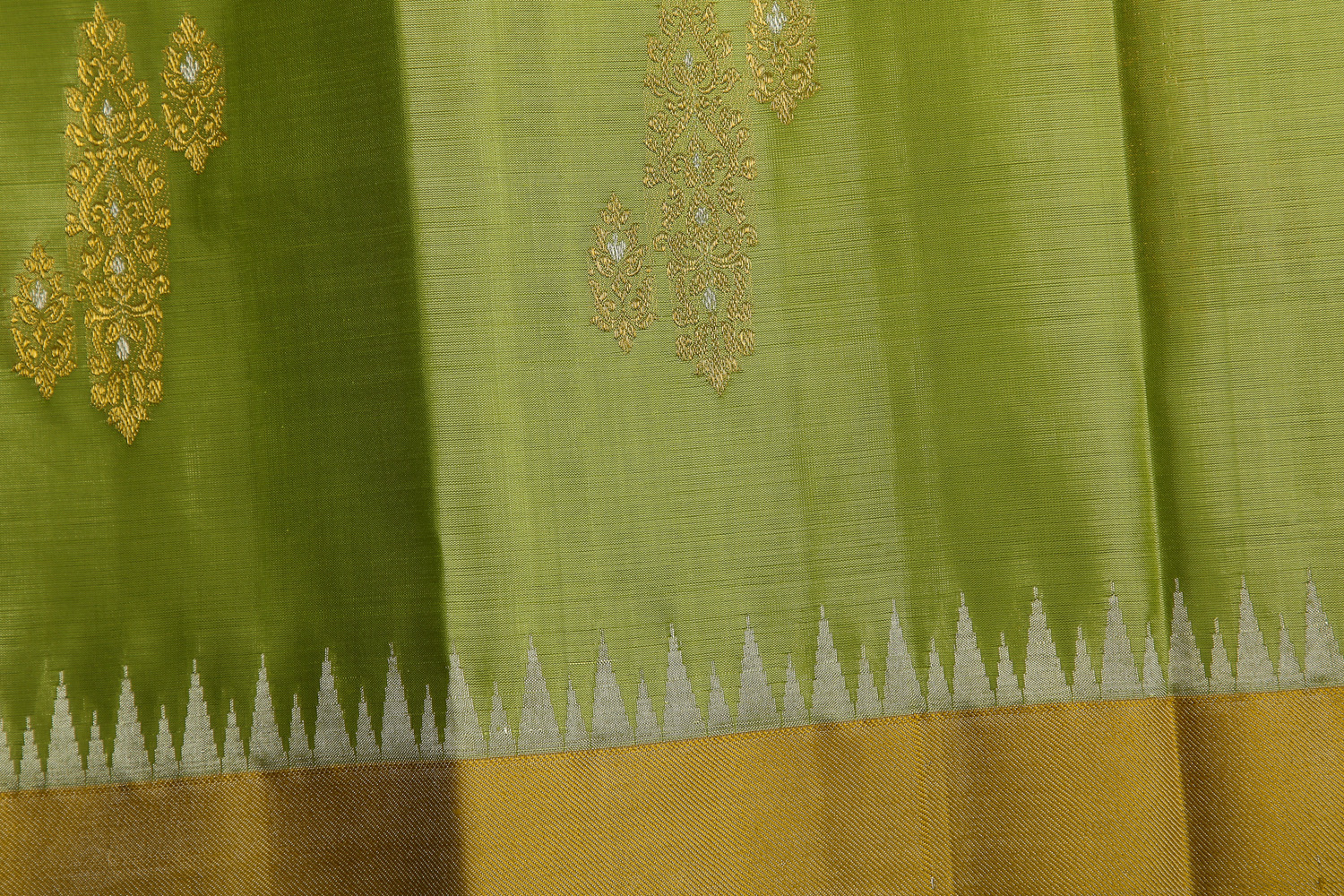 KANCHIVARAM KORA SILK L16661