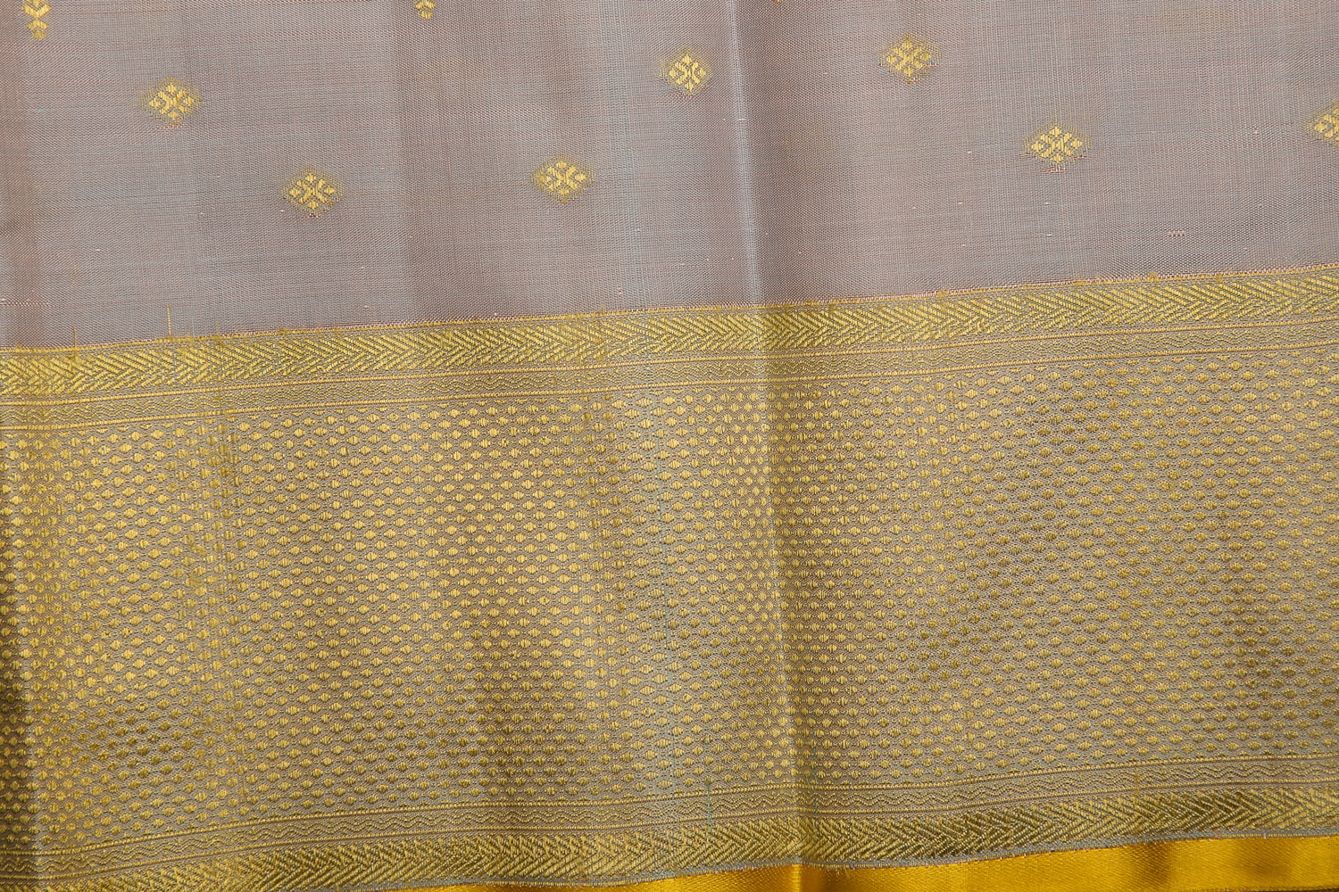 KANCHIVARAM KORA SILK L16678