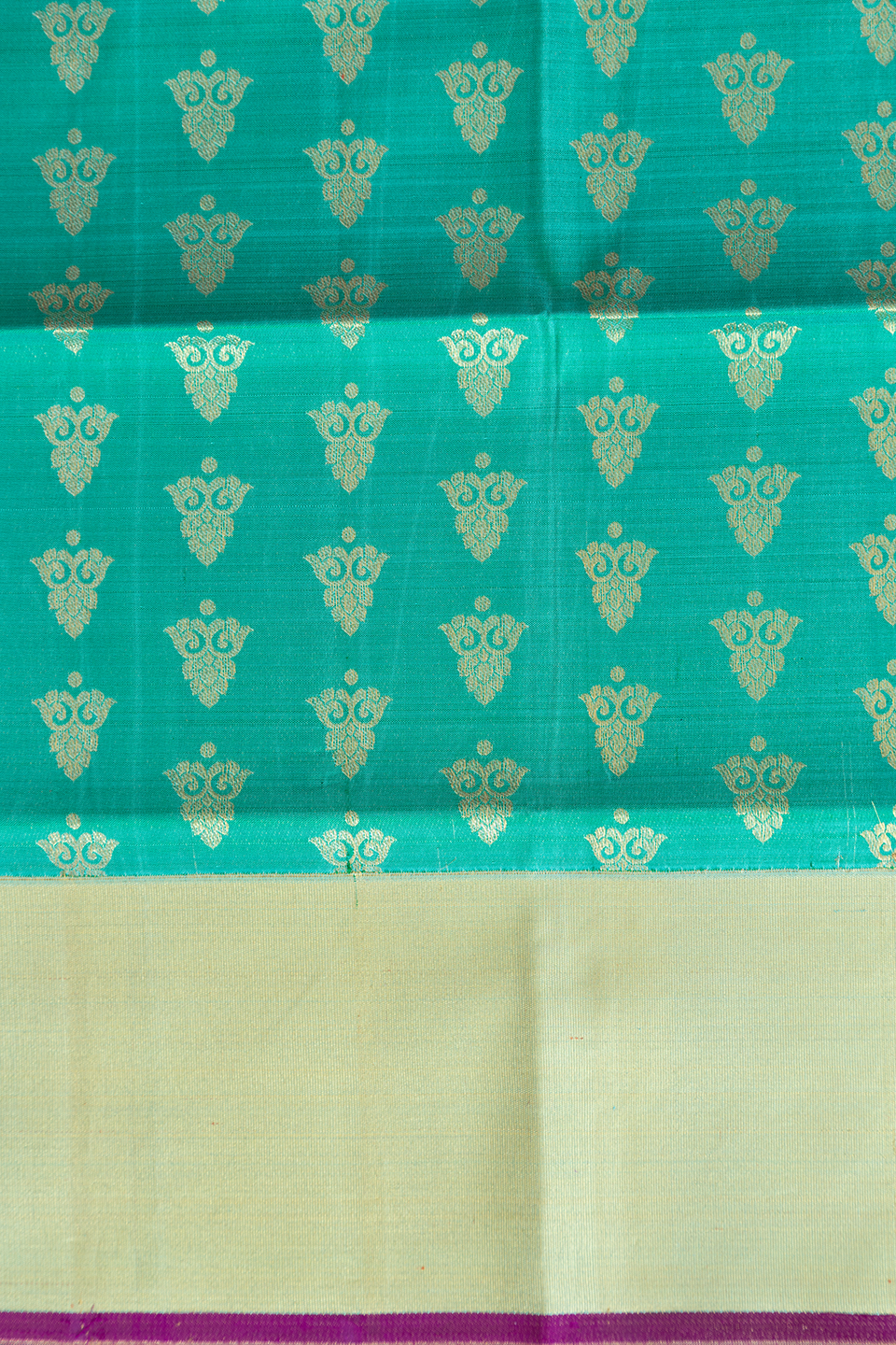 KANCHIVARAM KORA SILK L17960