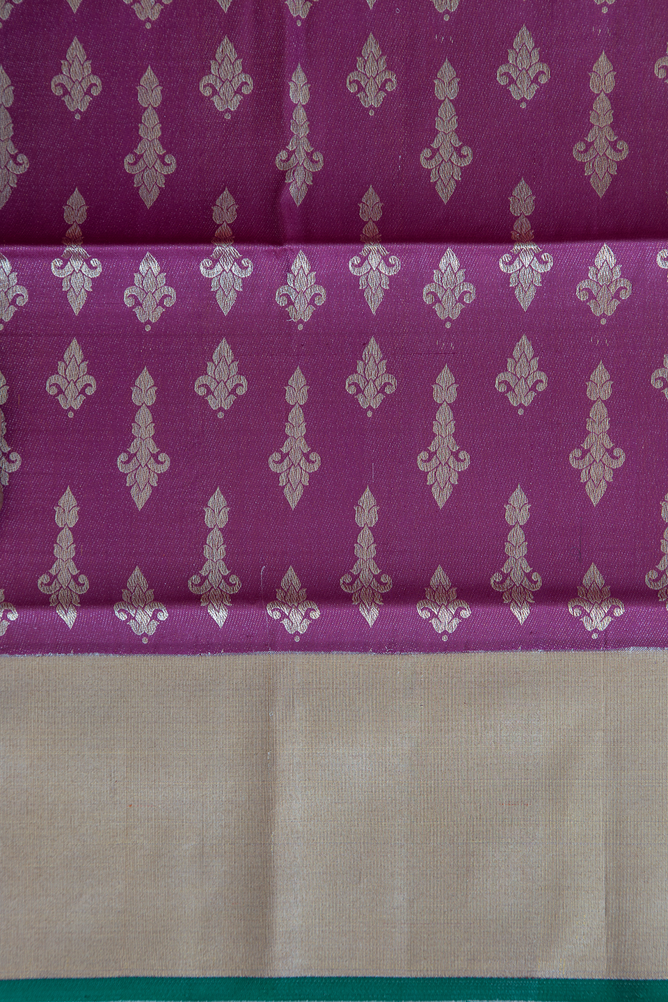 KANCHIVARAM KORA SILK L17557