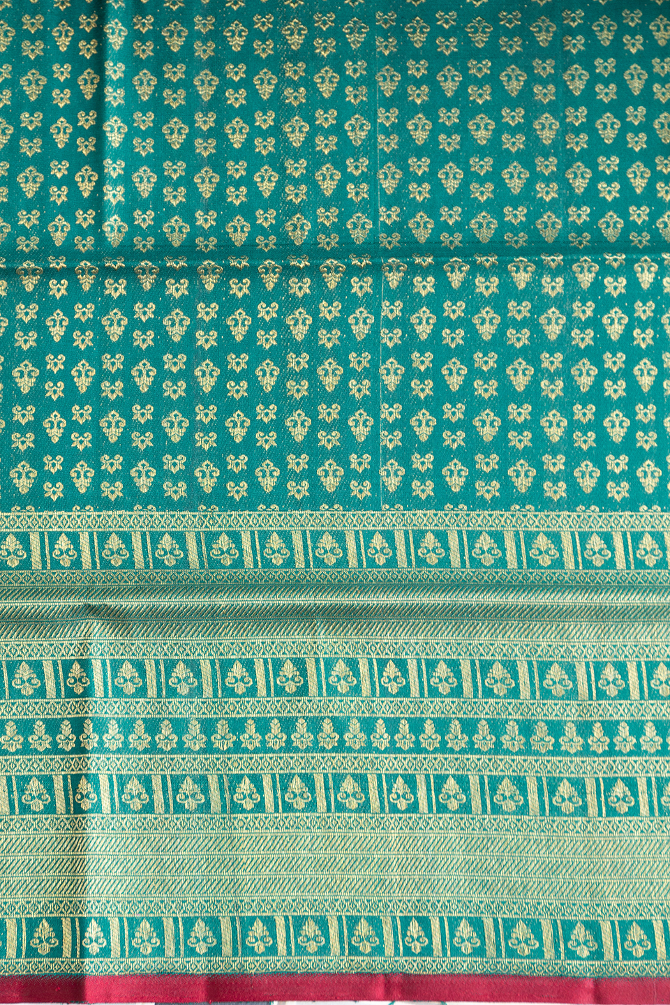 KANCHIVARAM KORA SILK L17689