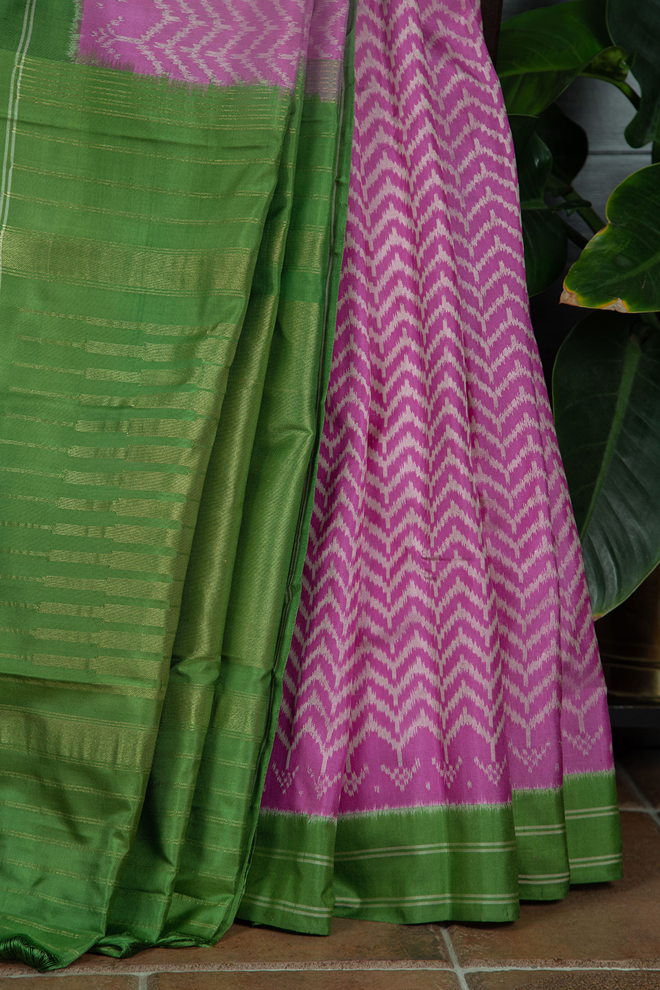 IKKAT  TWILL SILK L18664