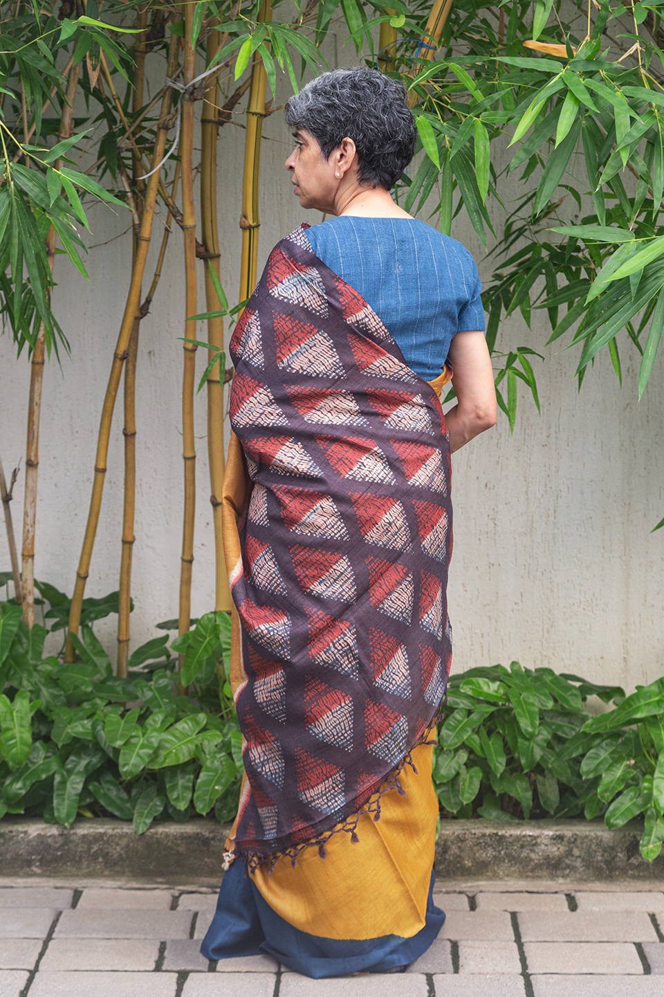 ARANYA TUSSAR SHIBORI L19273