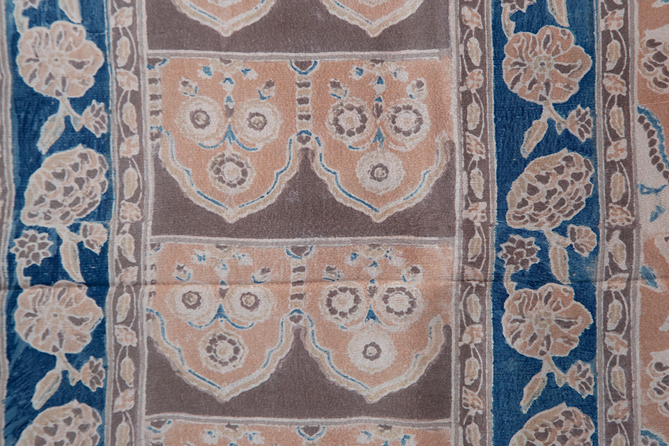 AJRAK DUPION SILK L17902