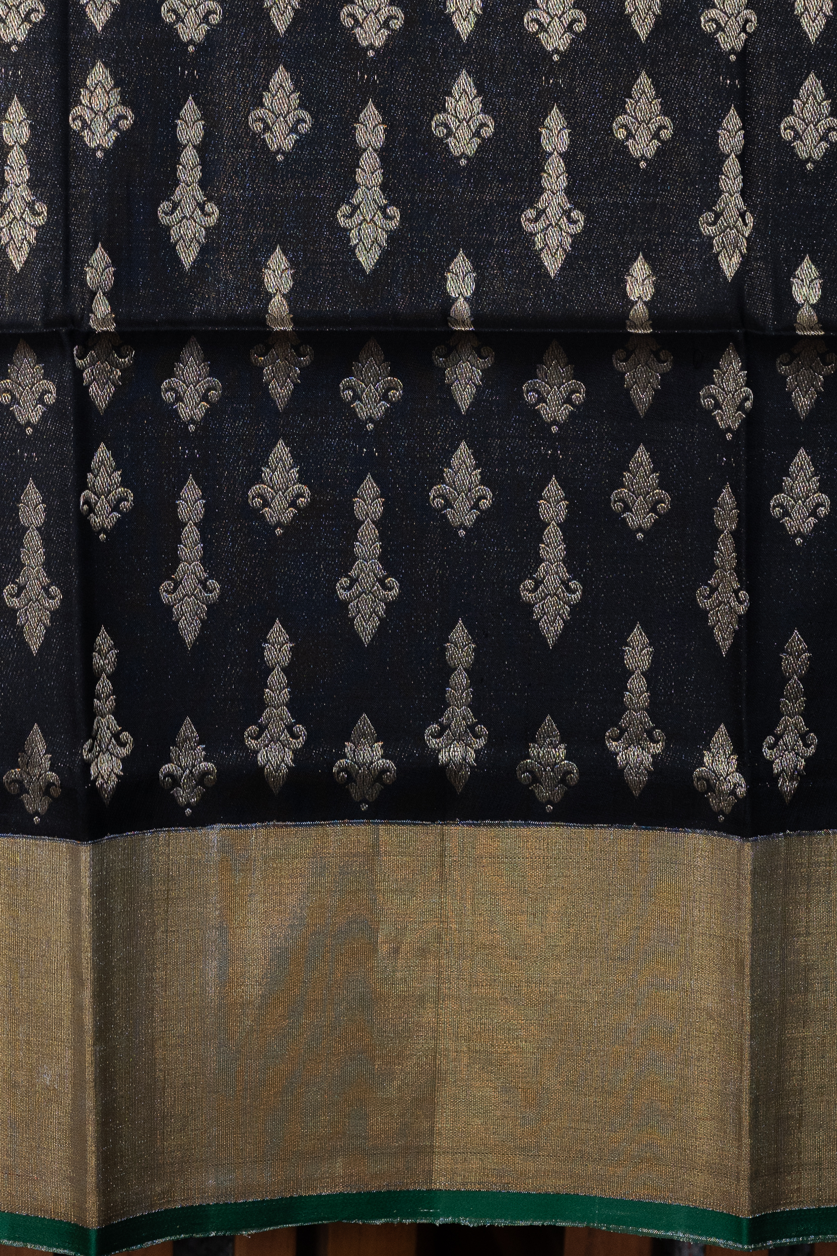 KANCHIVARAM KORA L17506