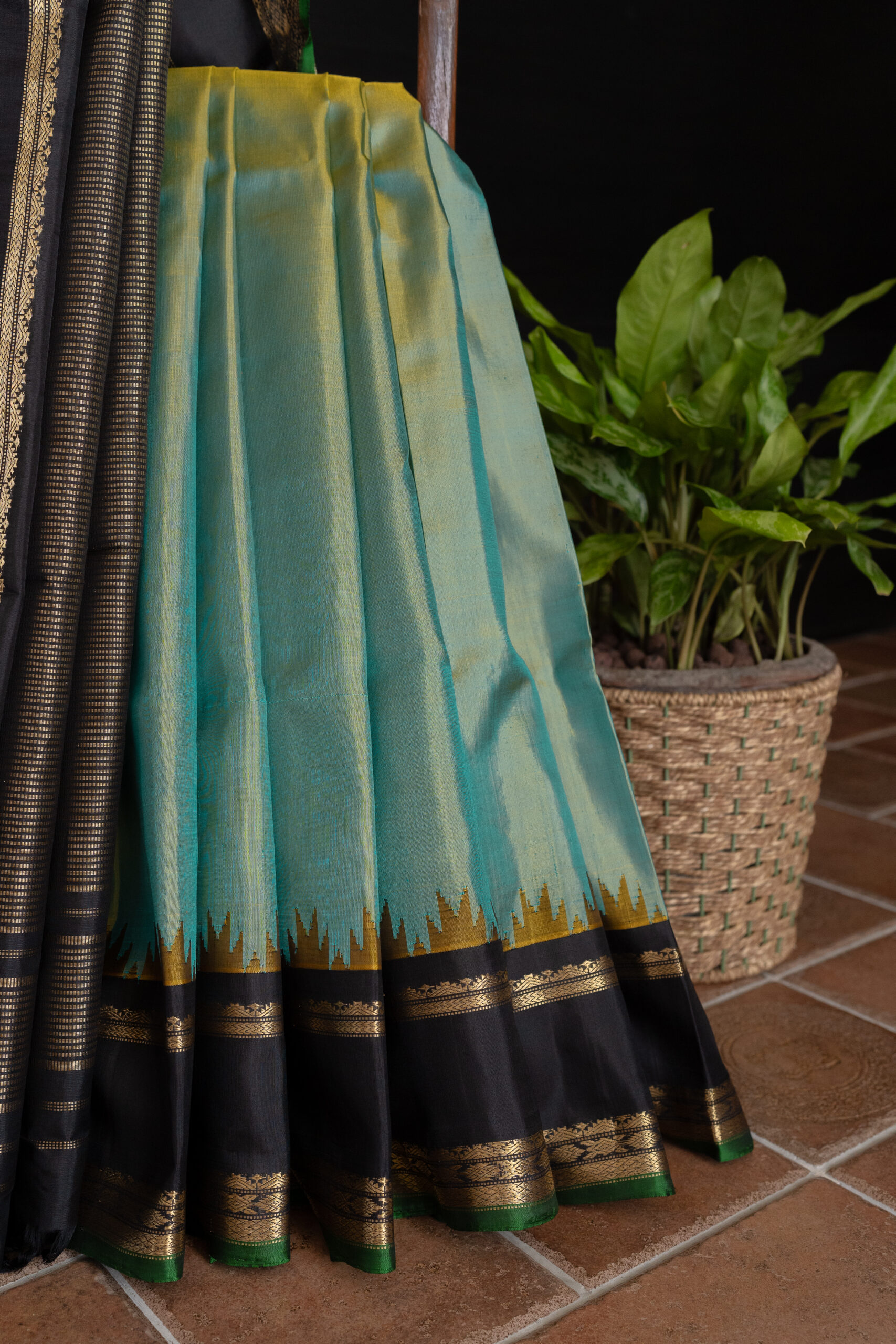 GADWAL SILK L20258
