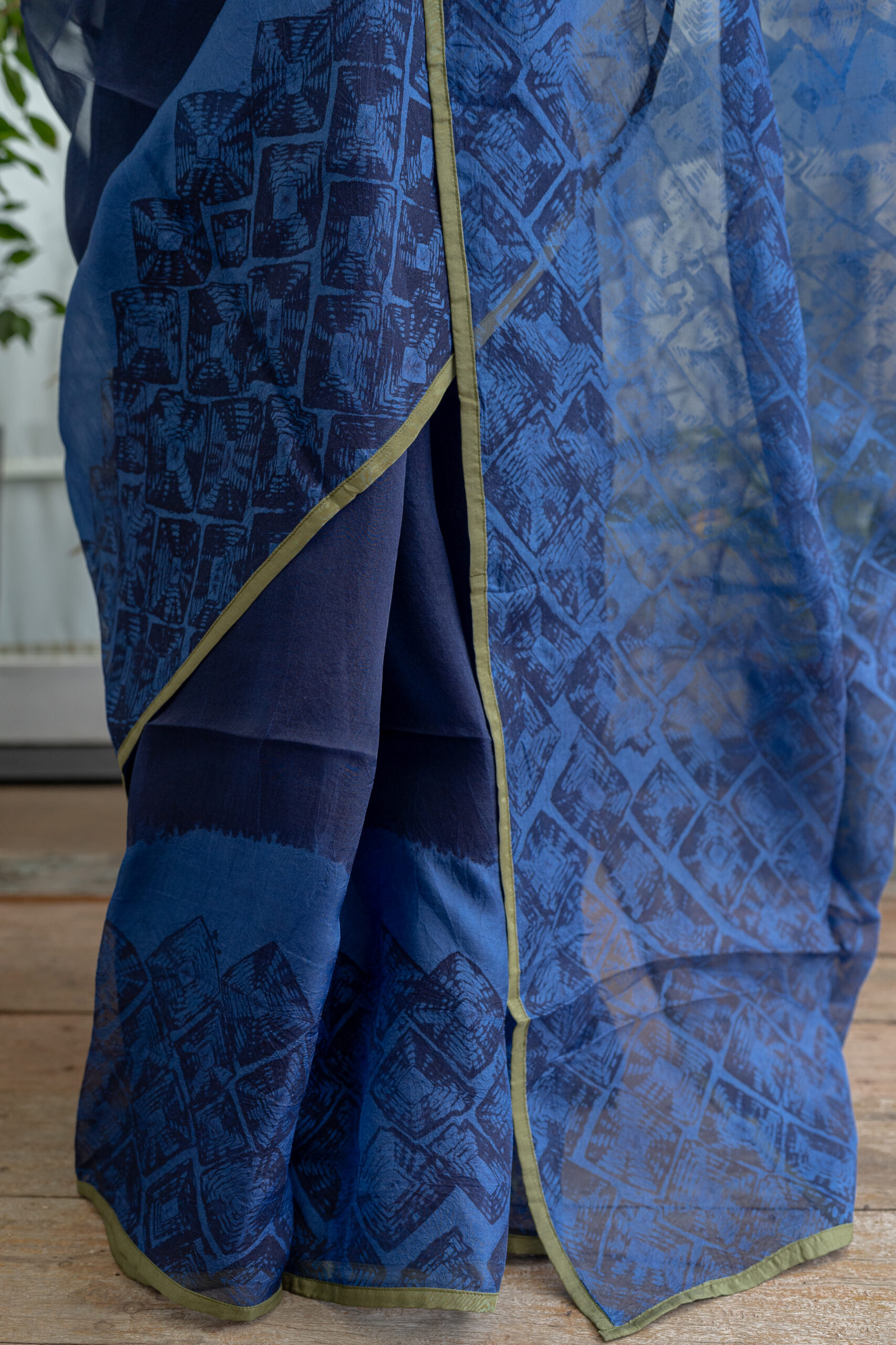NATURAL DYED ORGANZA L20295