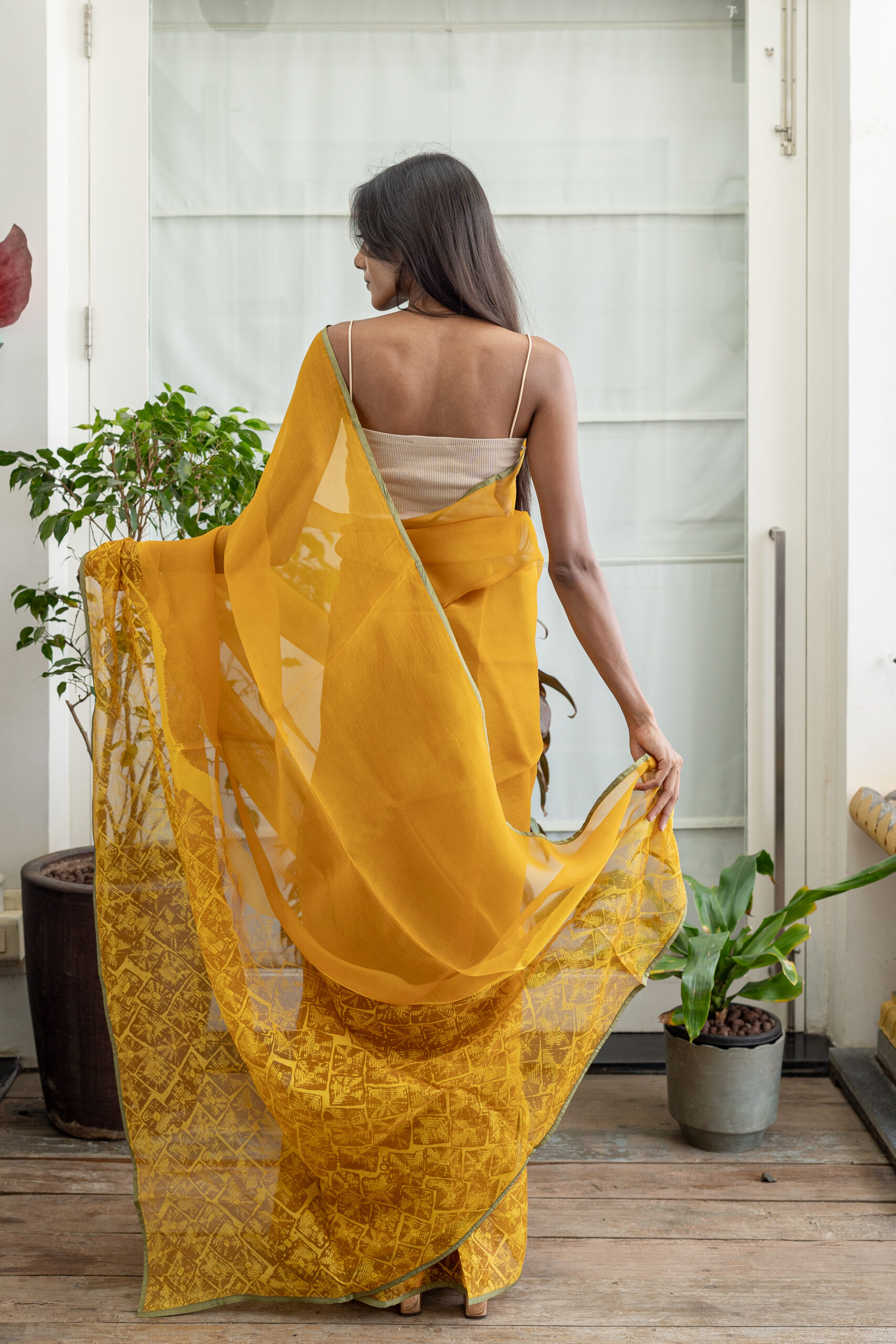 NATURAL DYED ORGANZA L20301