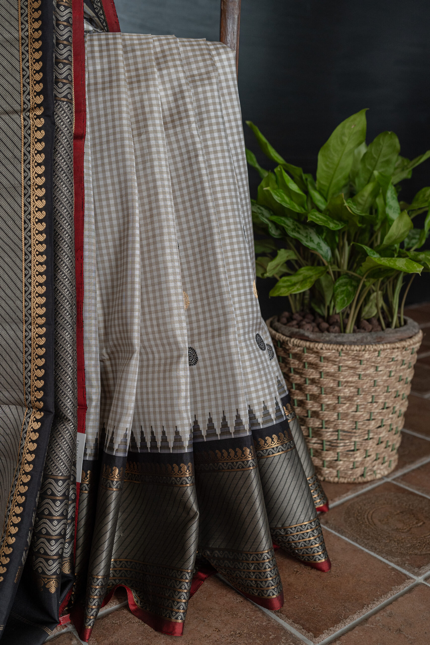 GADWAL SILK L20202