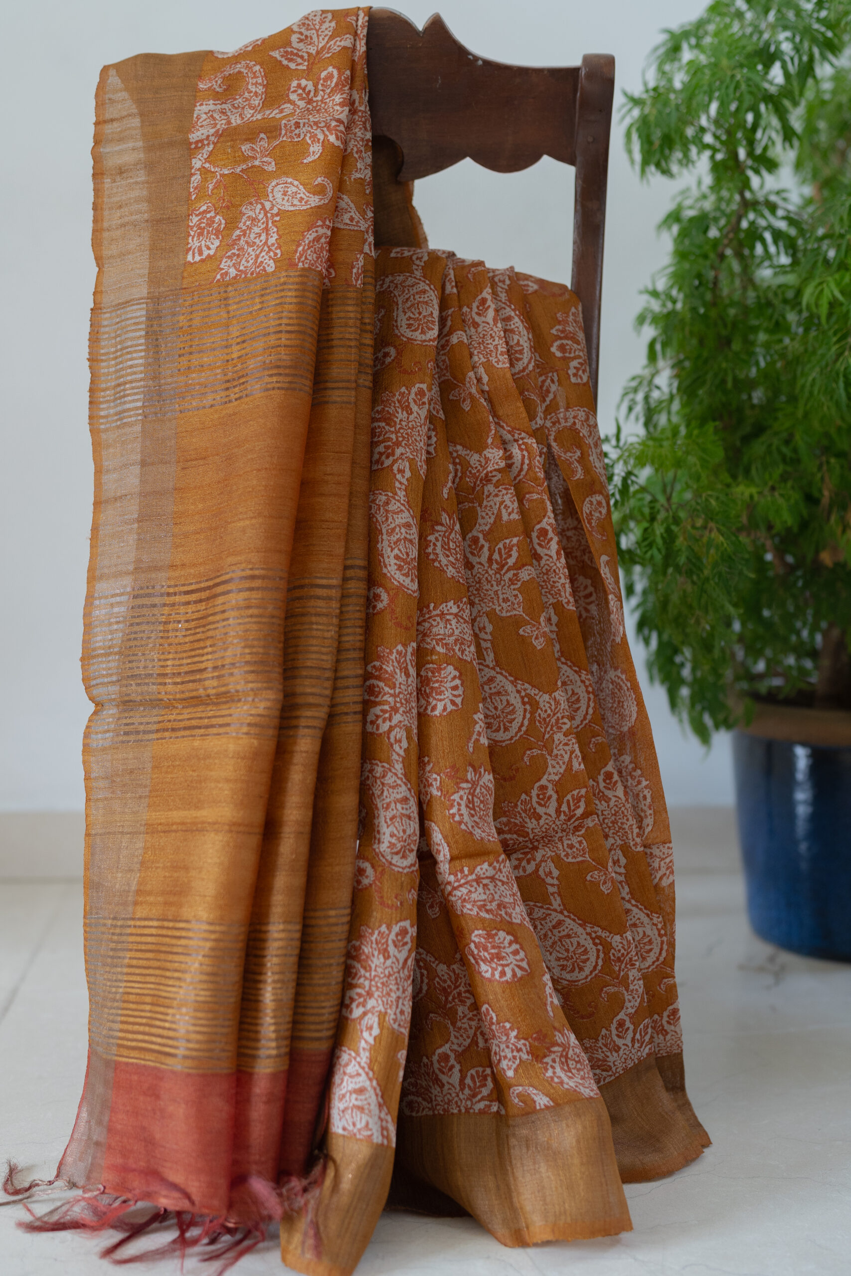 DESI TUSSAR MAEX5302S