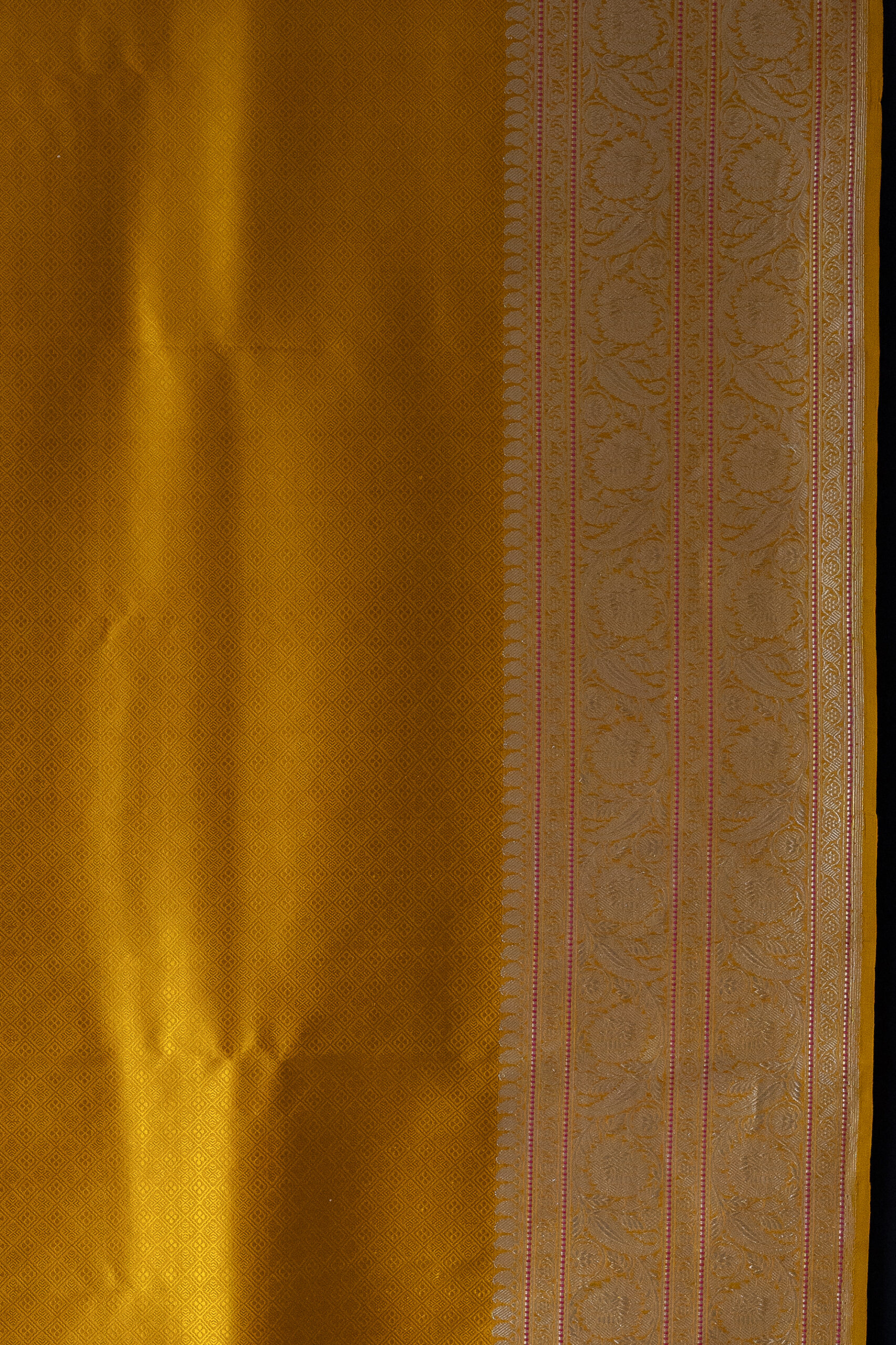 BENARES TISSUE KORA L20565