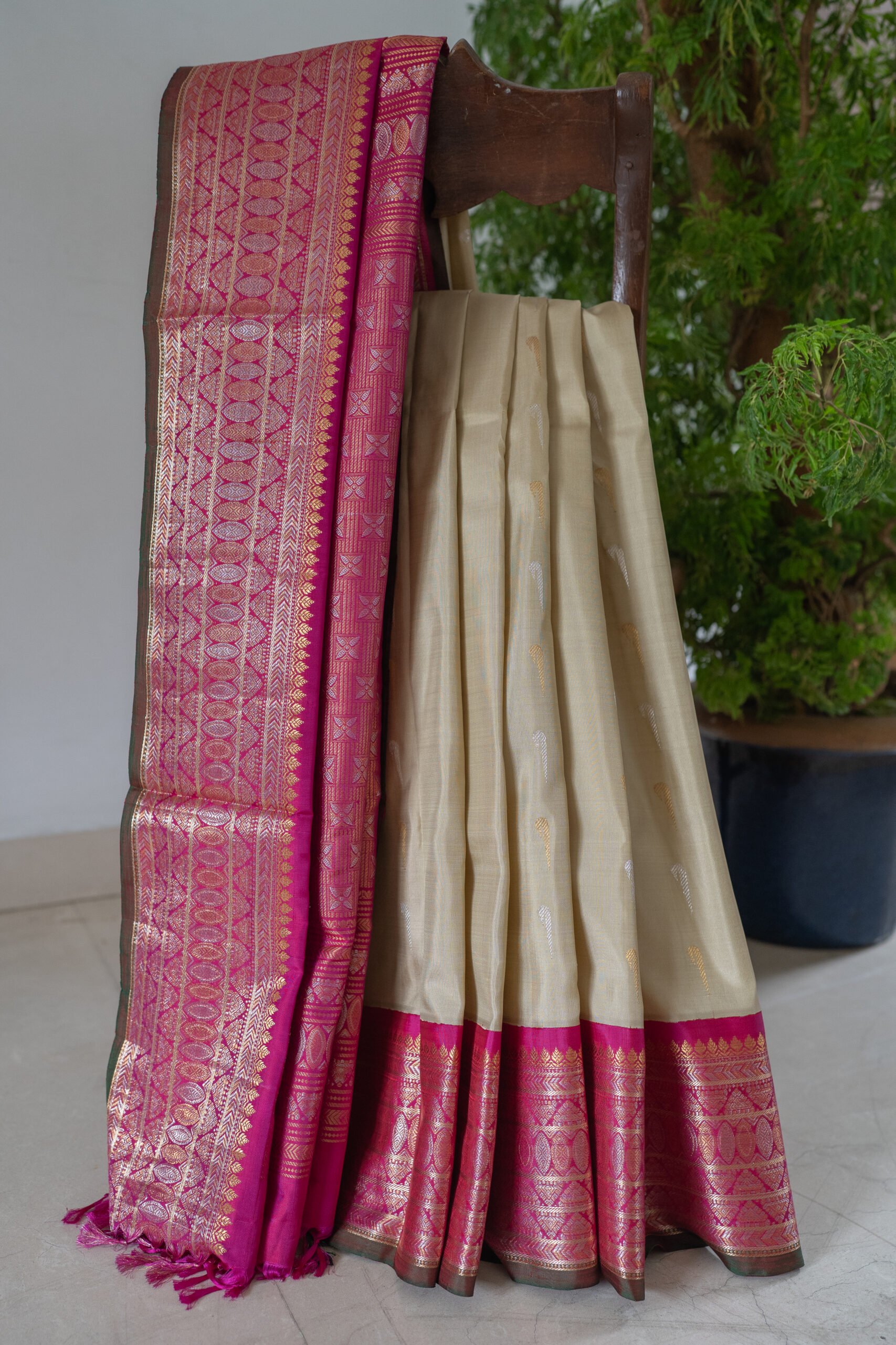 GADWAL SILK L21692
