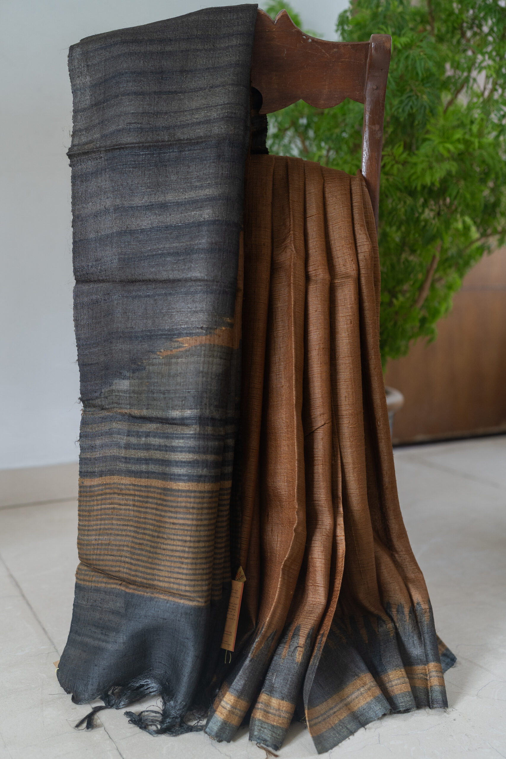 DUPION TUSSAR SILK L21772