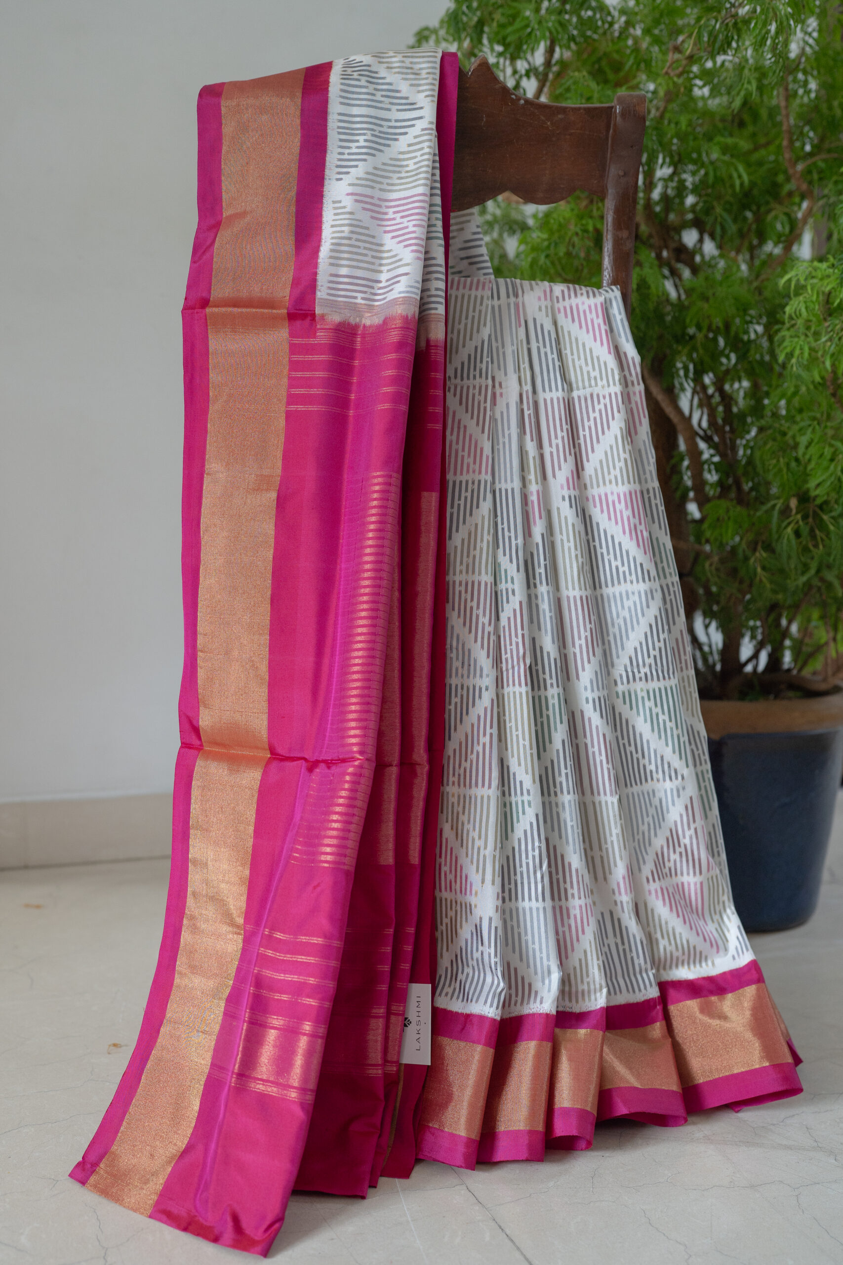 IKKAT SILK L22205