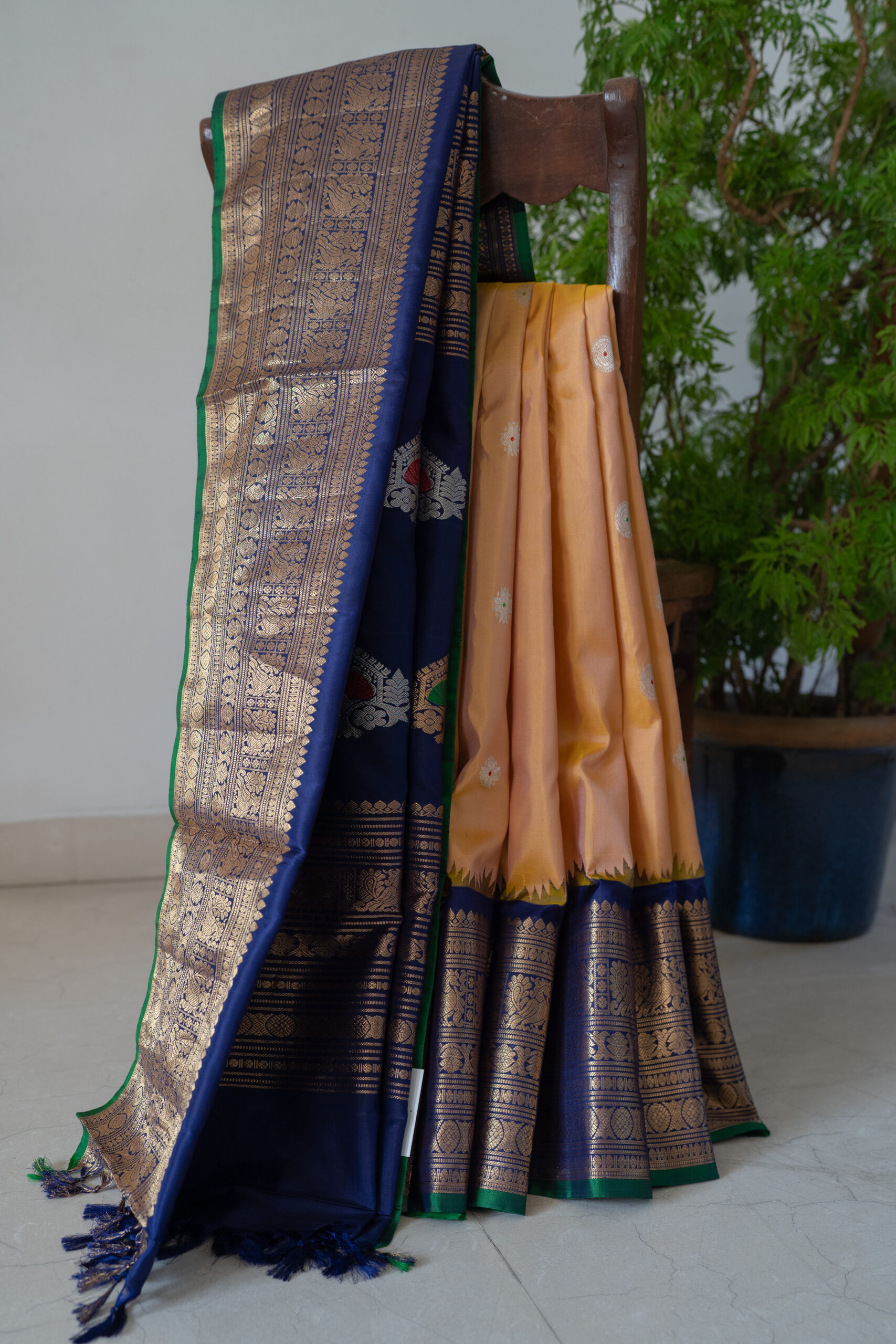 GADWAL SILK L22131