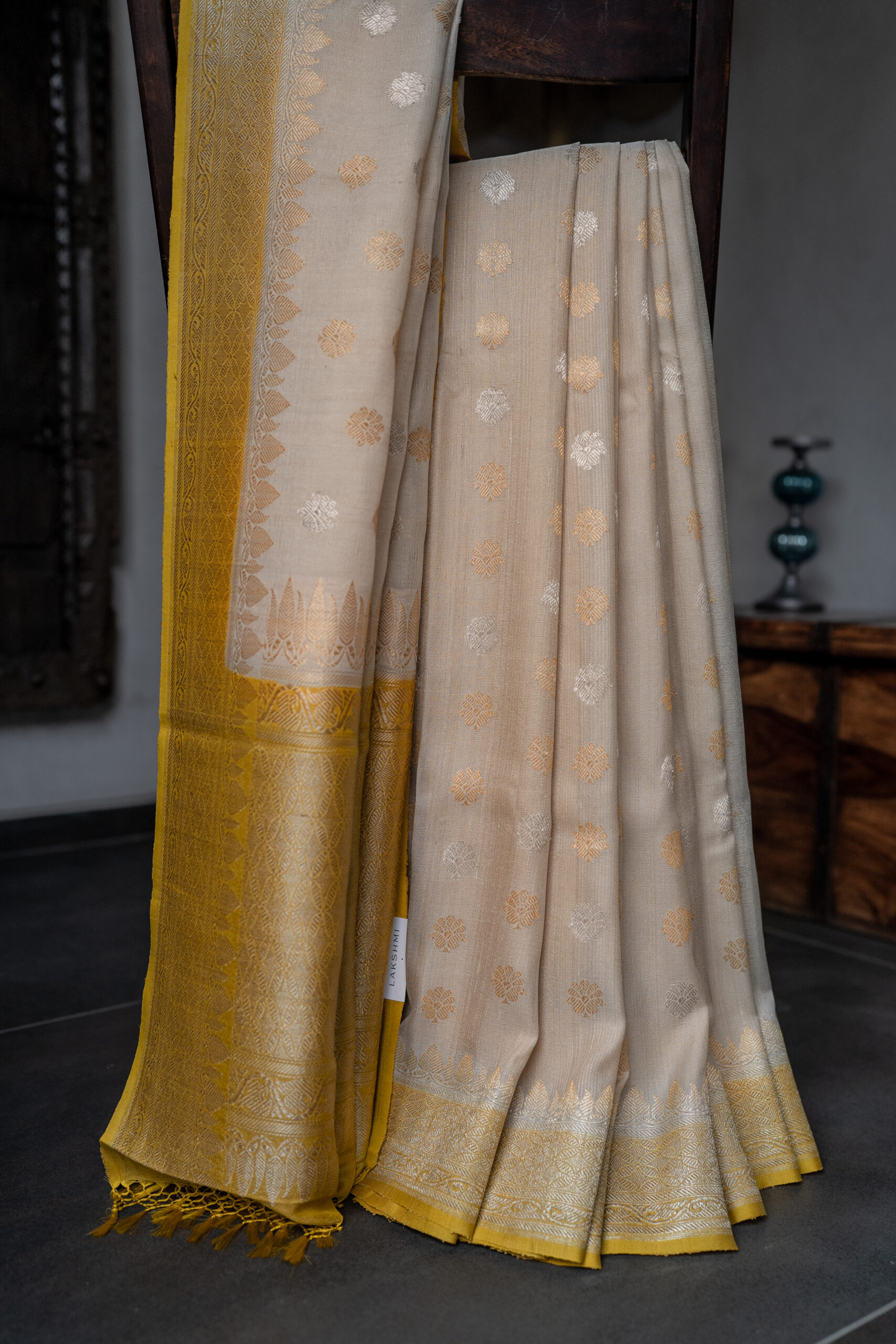 TUSSAR GEORGETTE L22356