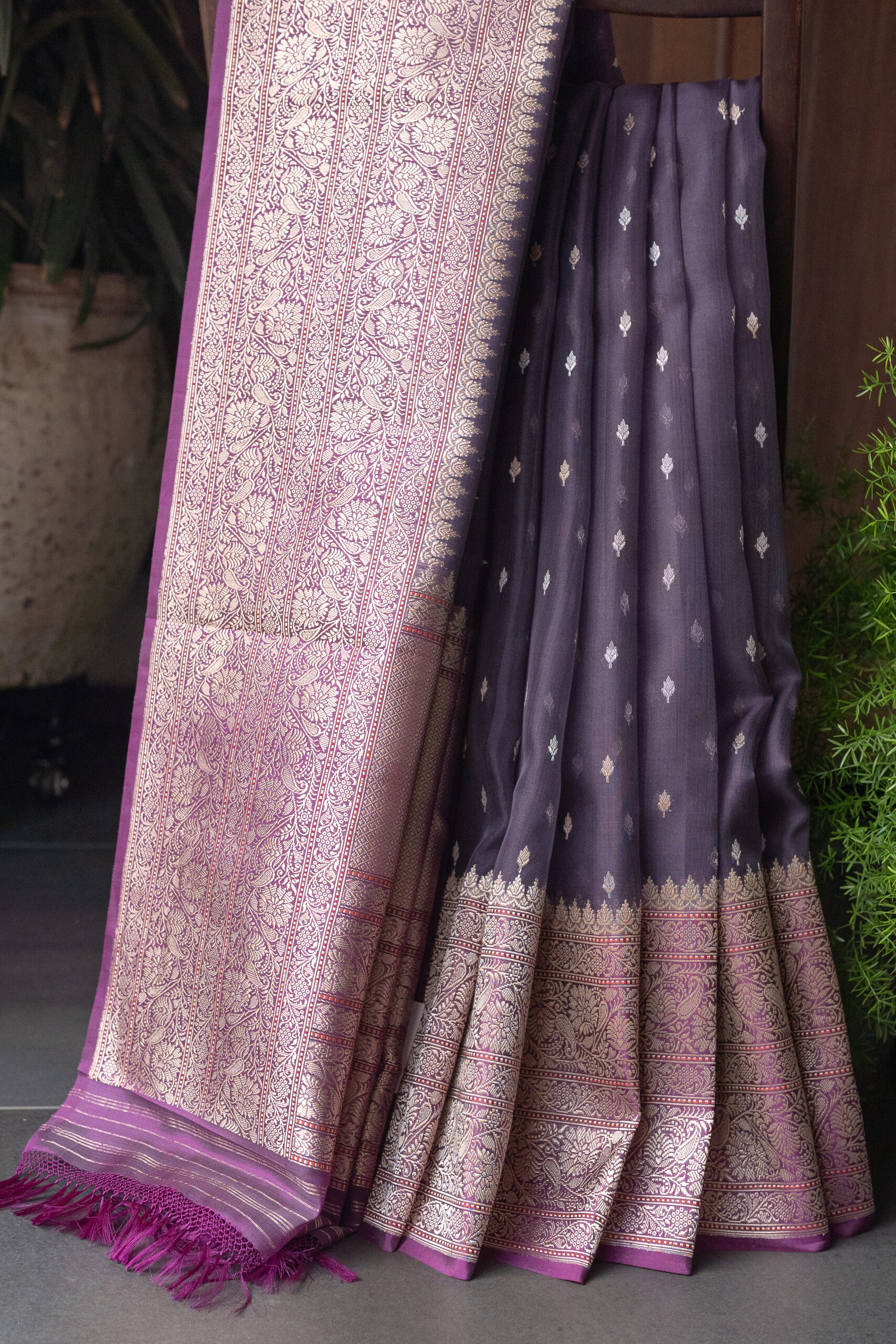 BENARES KORA L22989