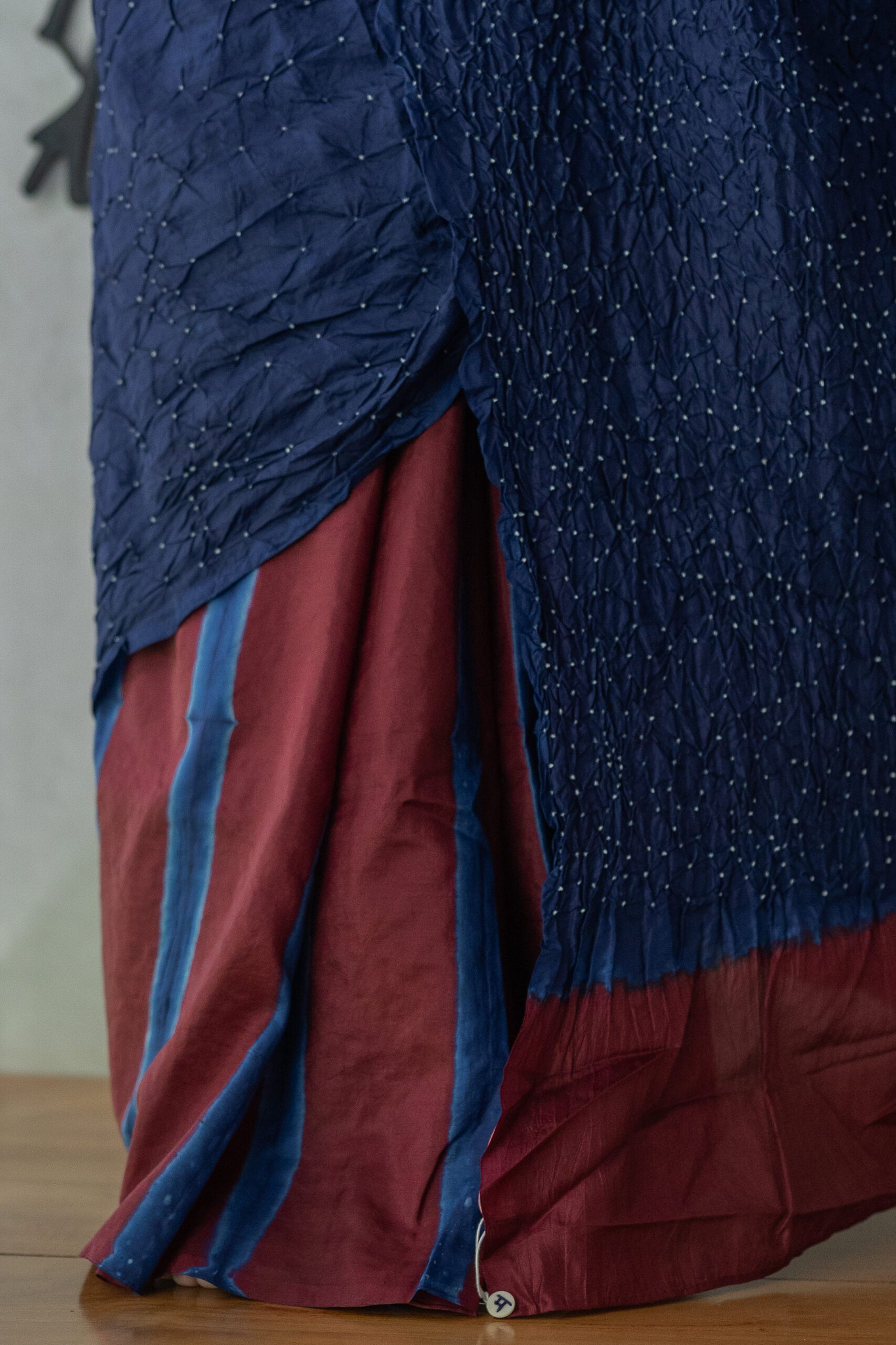 STUDIO MEDIUM SILK L23410