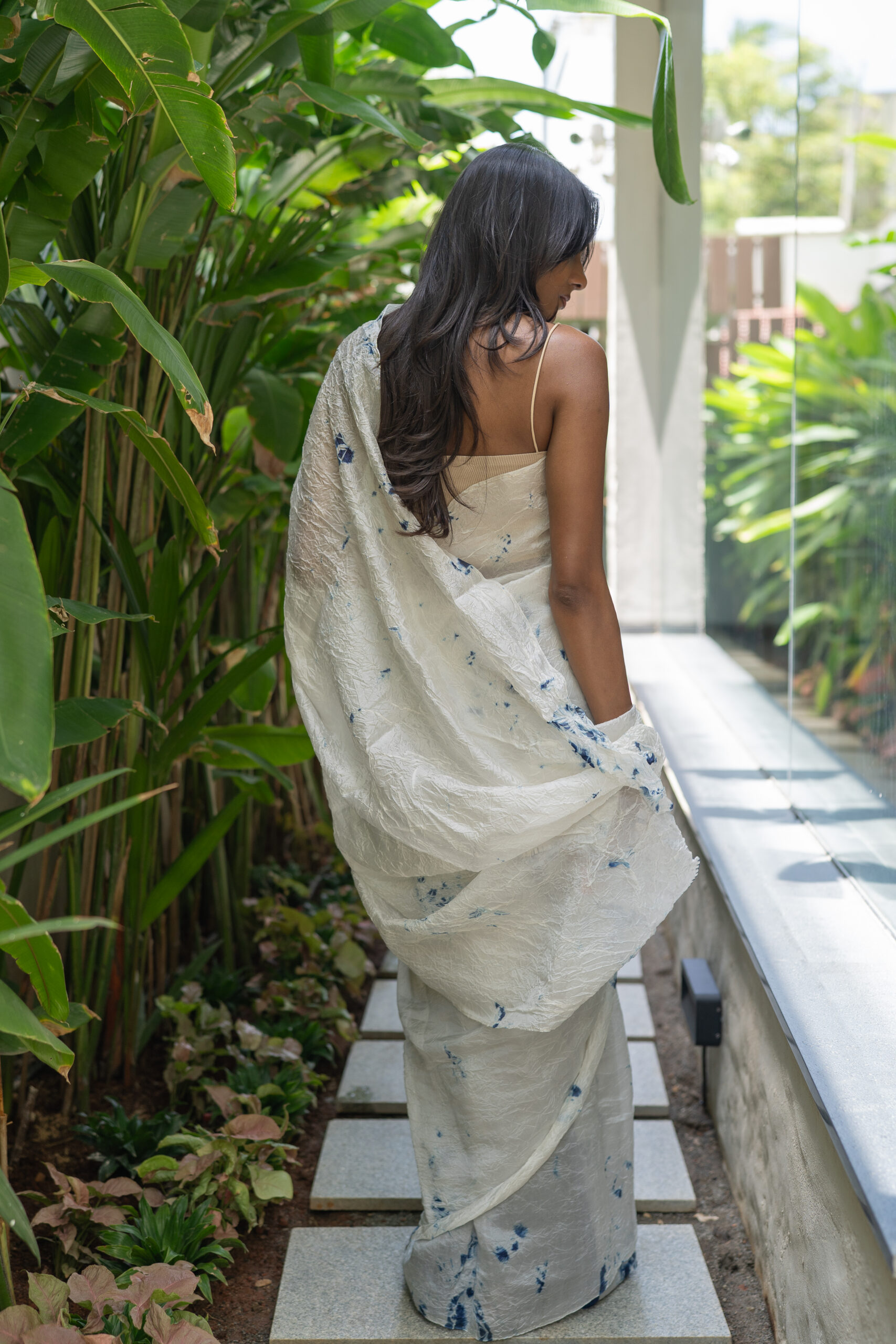 STUDIO MEDIUM SILK L23348