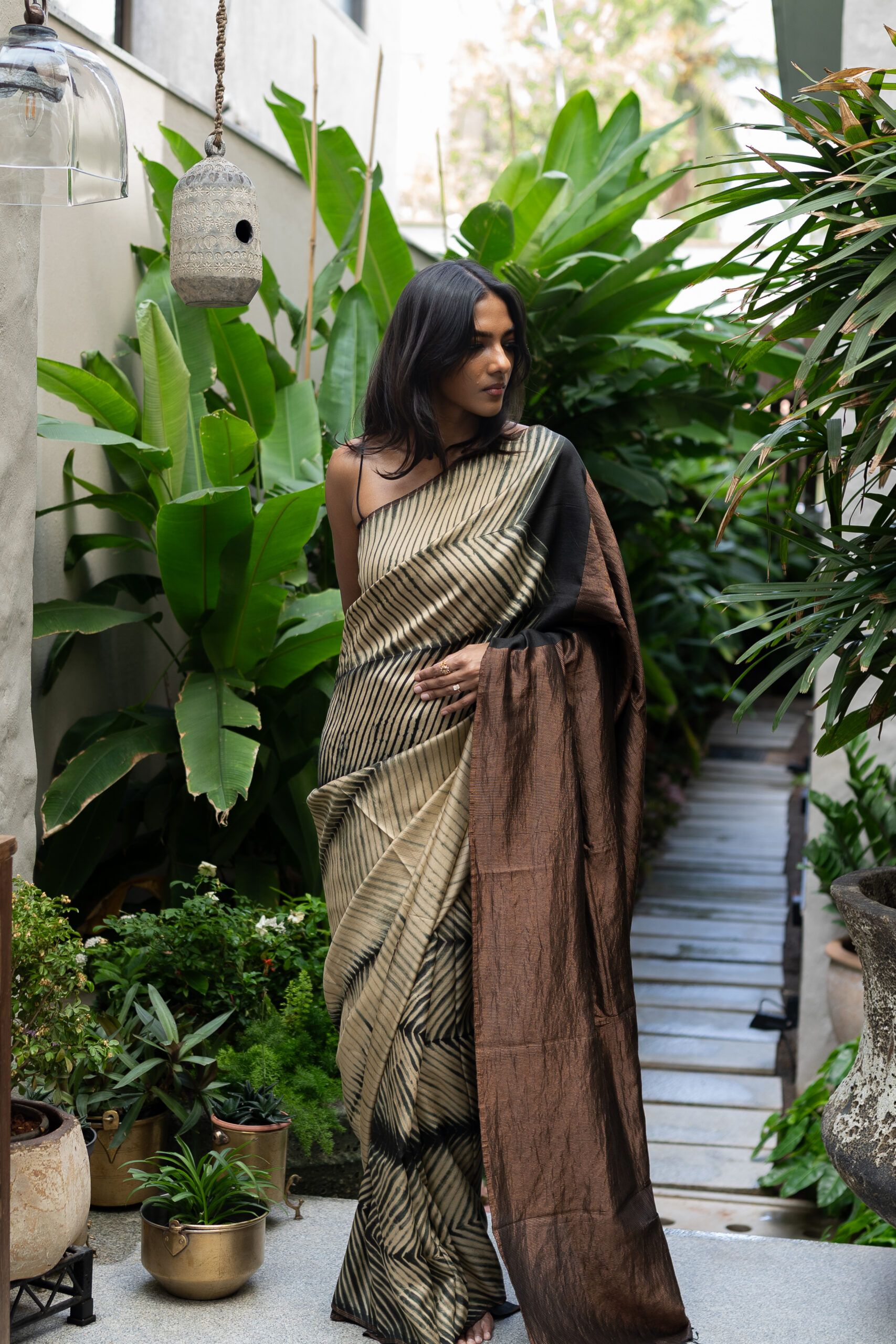 STUDIO MEDIUM SILK L23343