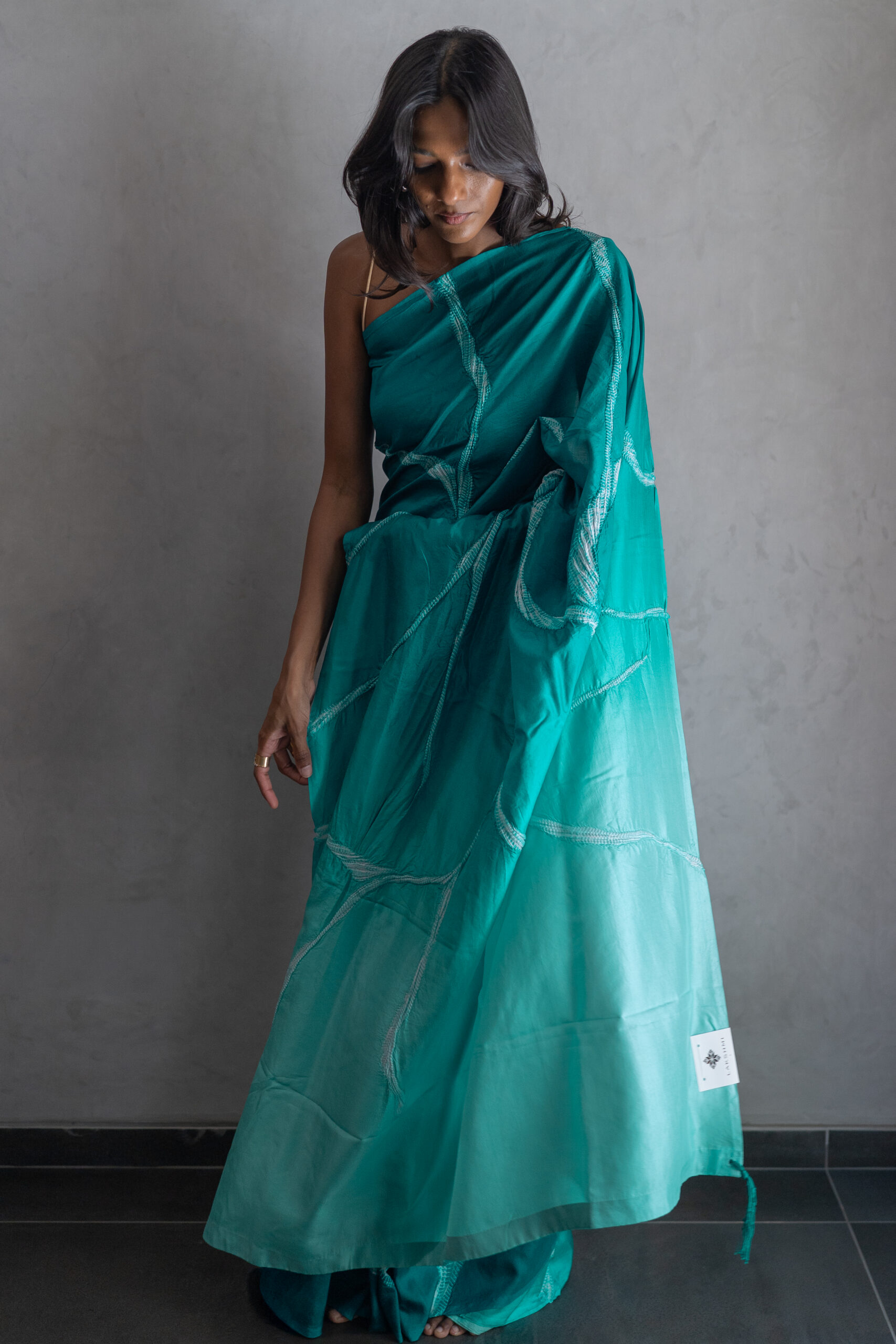 STUDIO MEDIUM SILK L23336