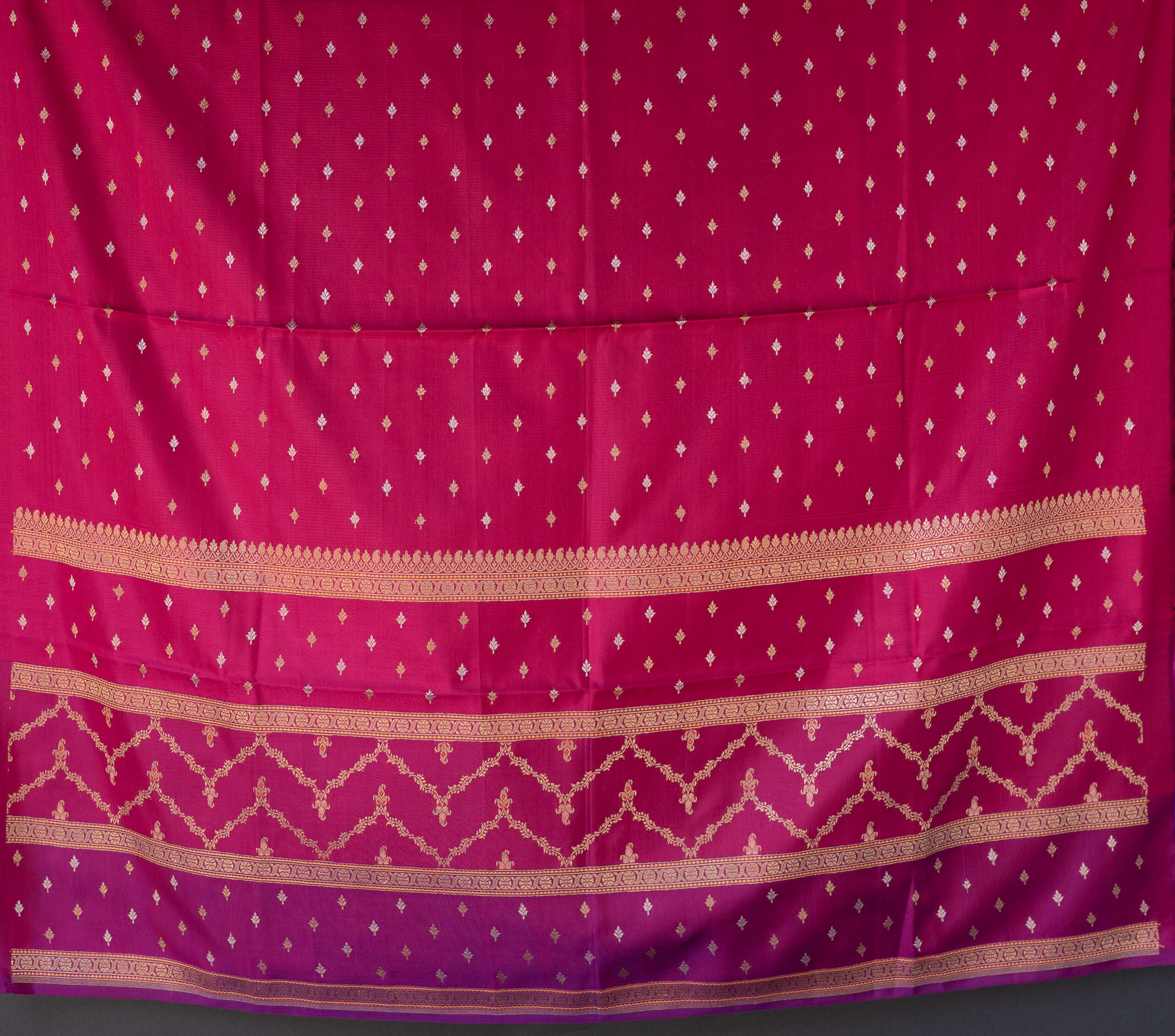 BENARES KORA L23279