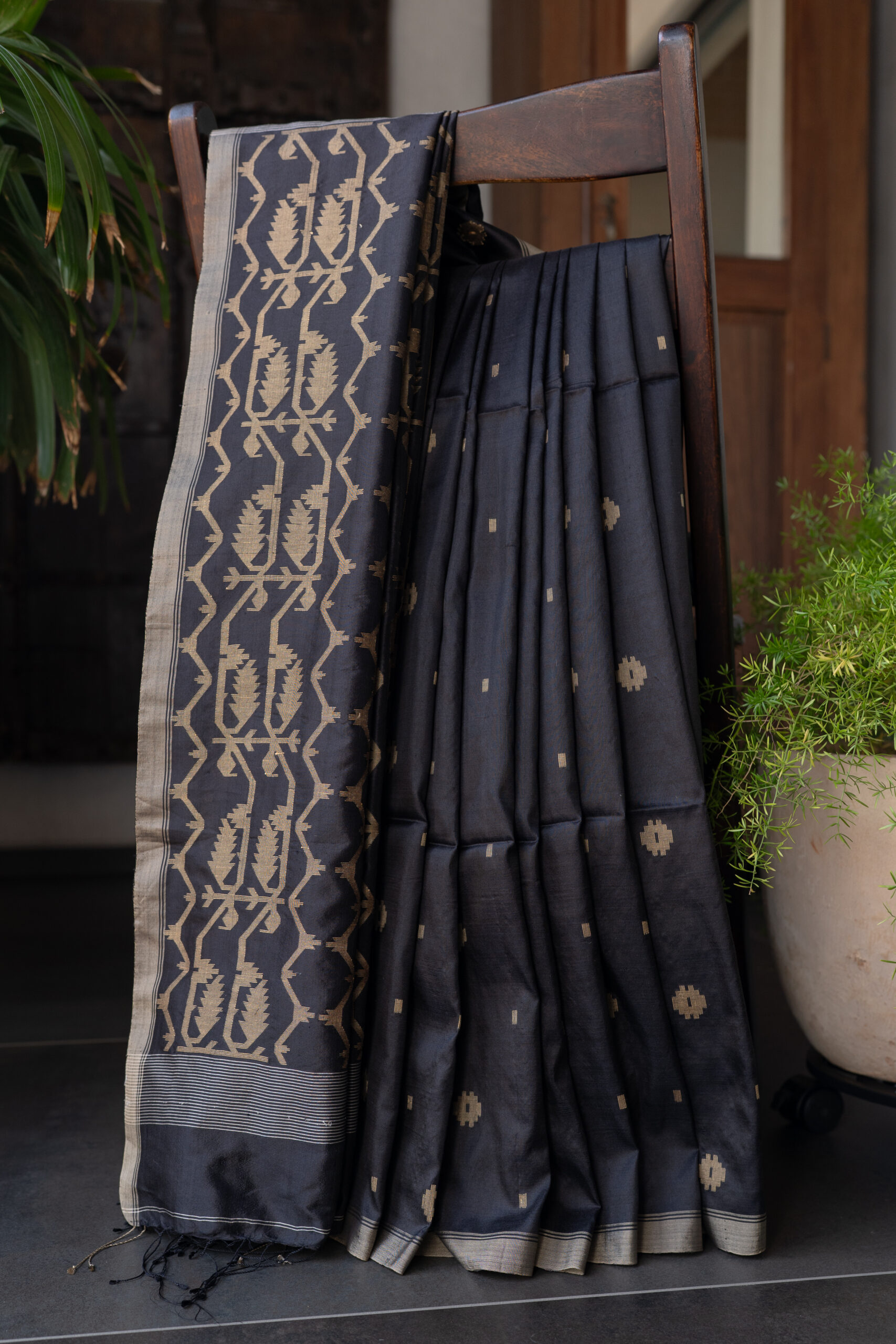 SILK JAMDHANI L22068